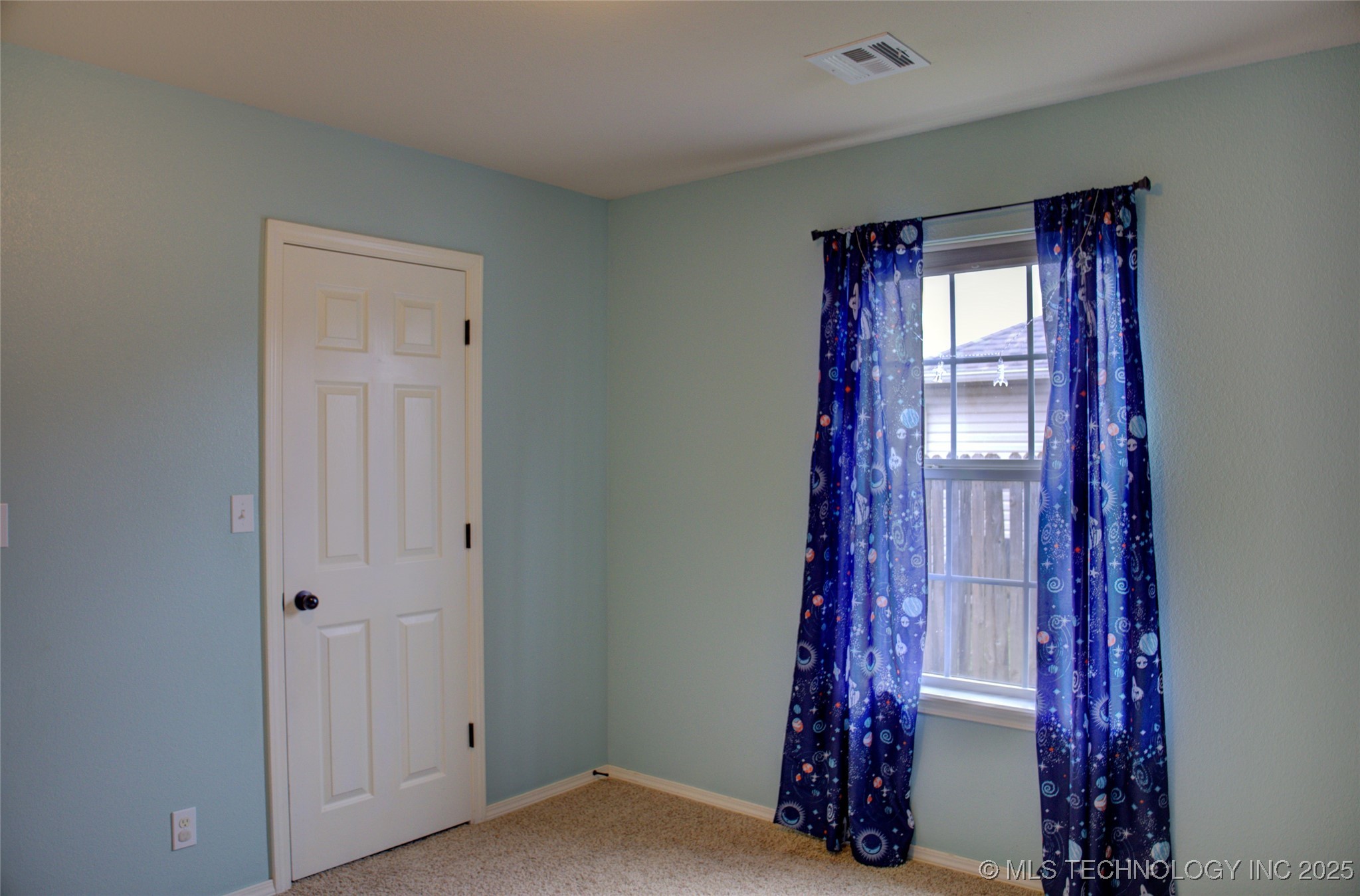 7313 S Gardenia Avenue Property Photo 45