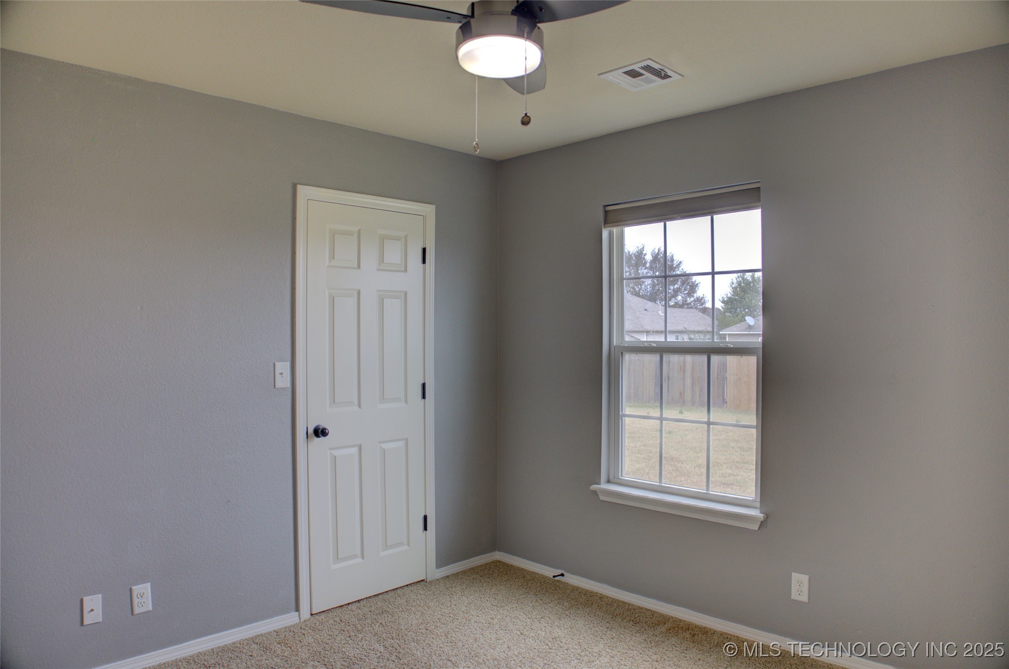 7313 S Gardenia Avenue Property Photo 49