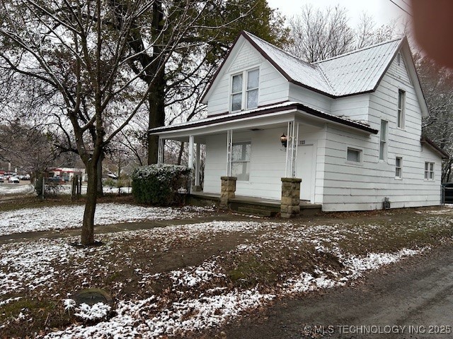 723 Fredonia Street Property Photo 4