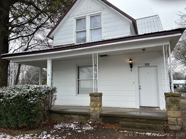 723 Fredonia Street Property Photo 5