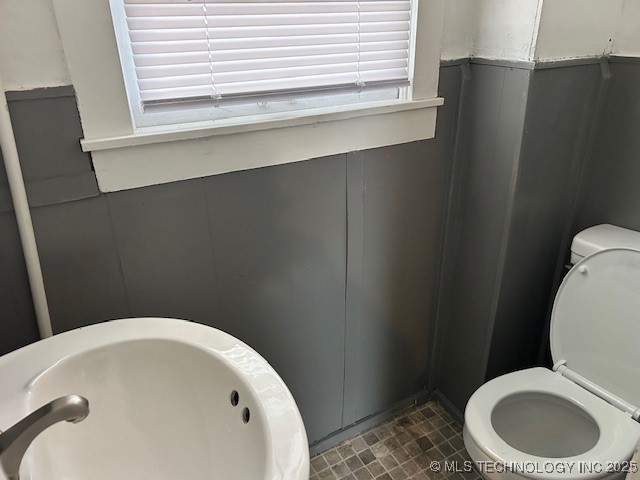 723 Fredonia Street Property Photo 10