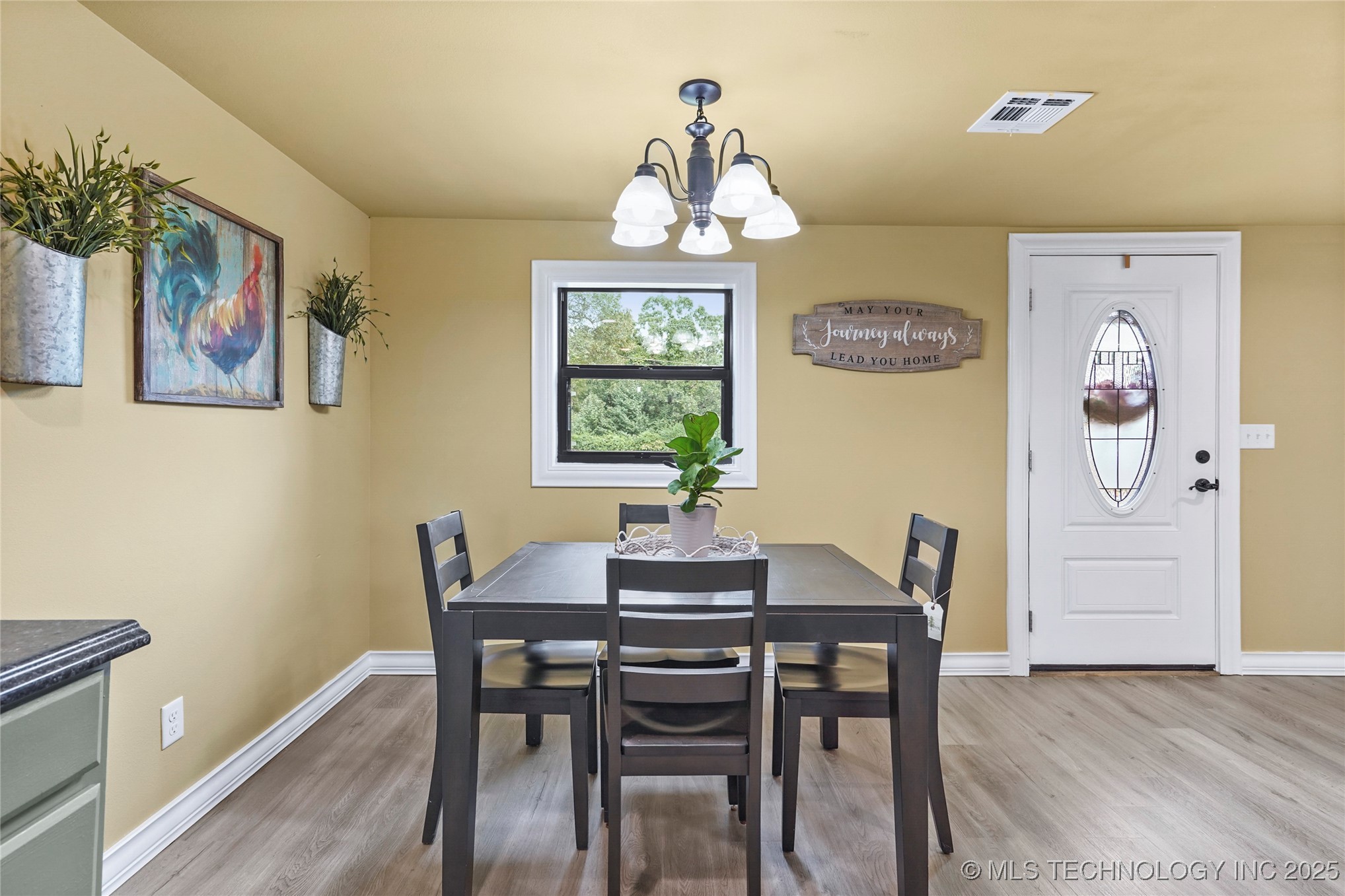 28012 E 58th Street S Property Photo 12