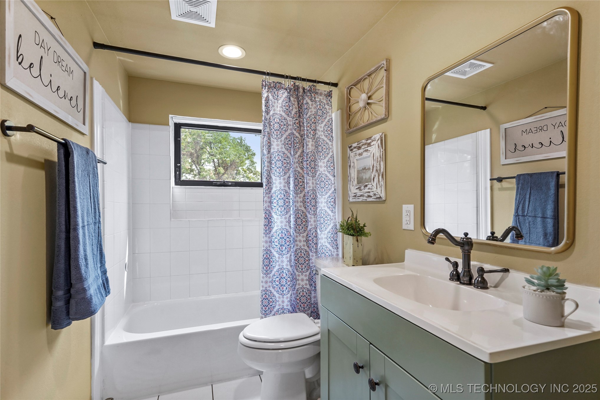 28012 E 58th Street S Property Photo 15