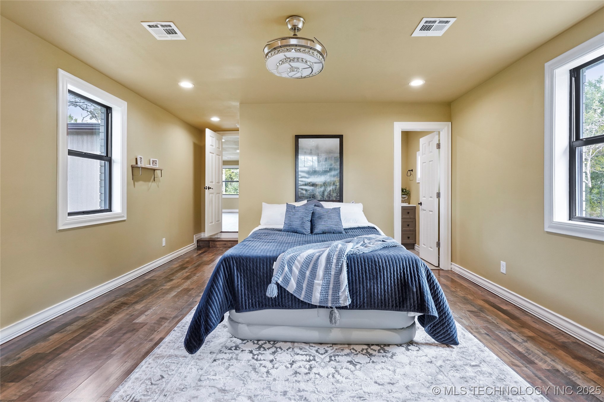 28012 E 58th Street S Property Photo 19