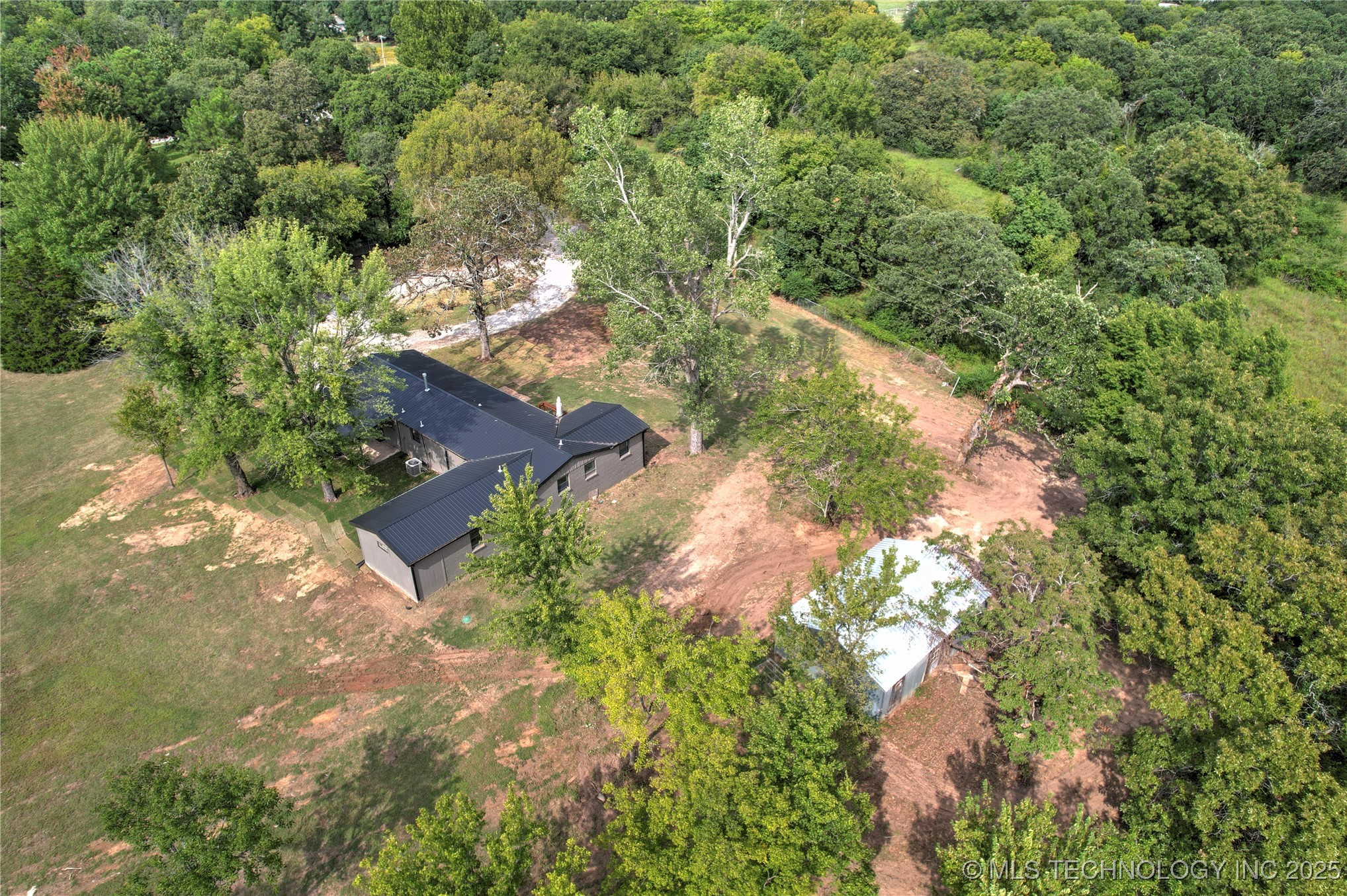 28012 E 58th Street S Property Photo 41