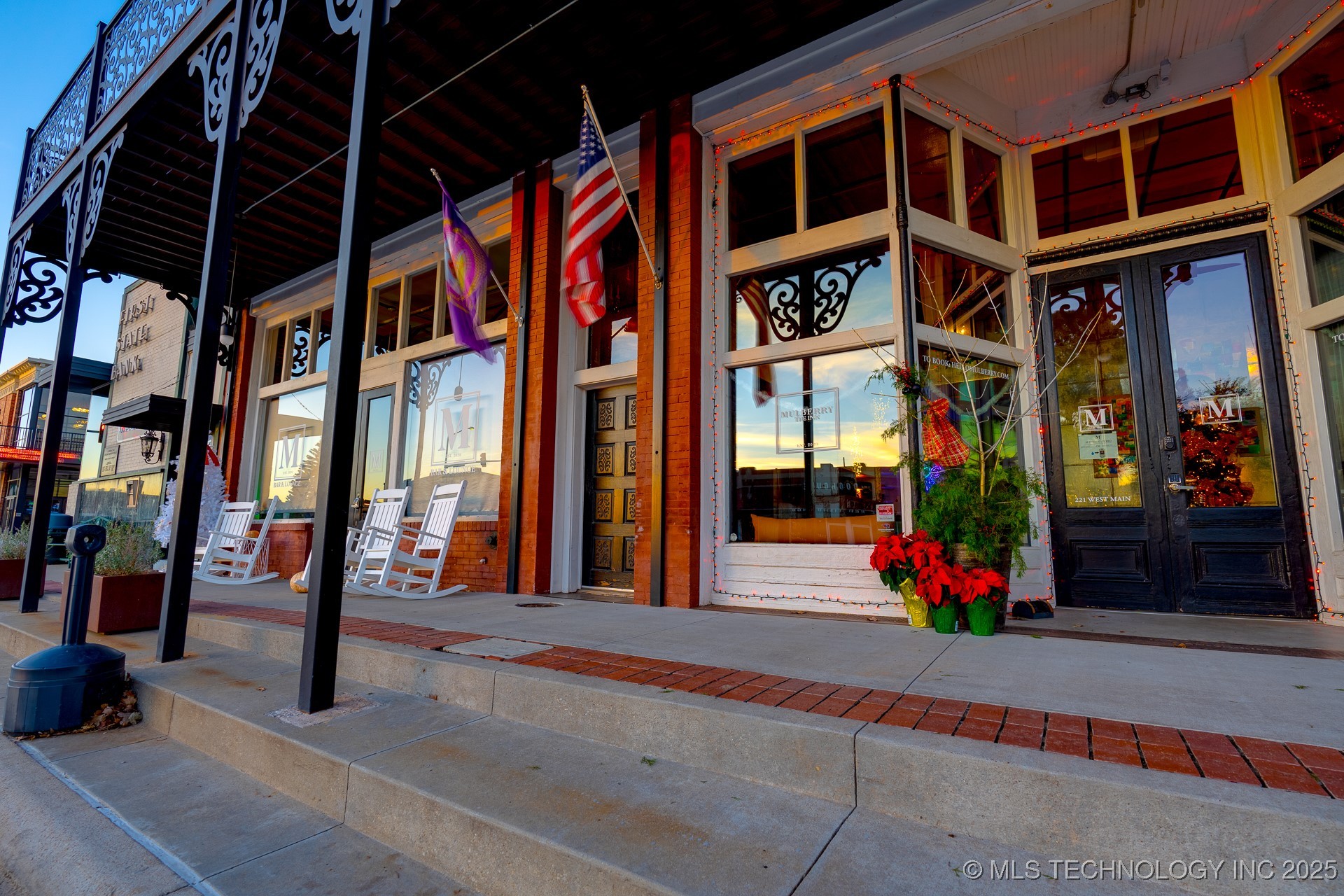 221 W Main Property Photo 2