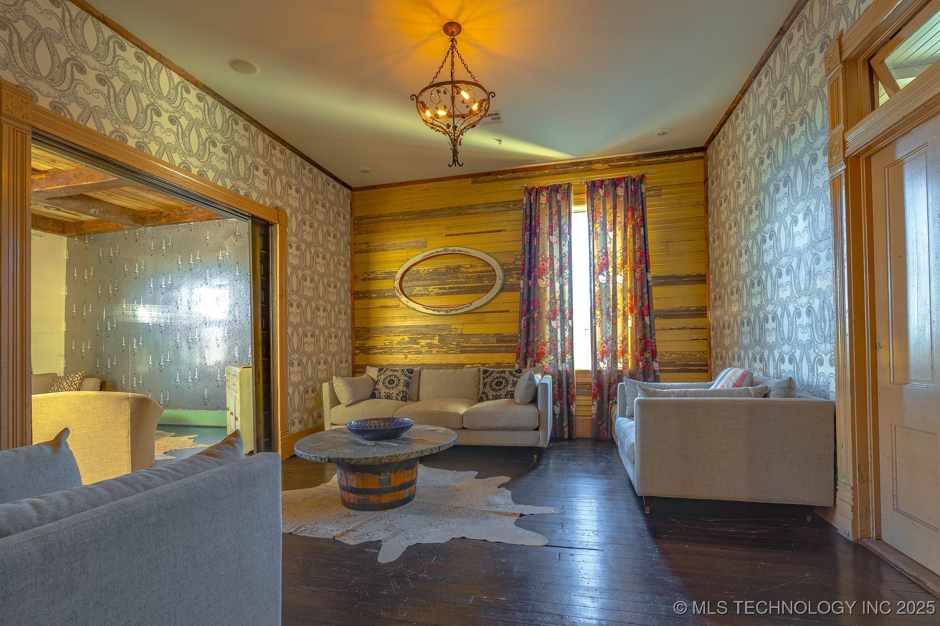 221 W Main Property Photo 32