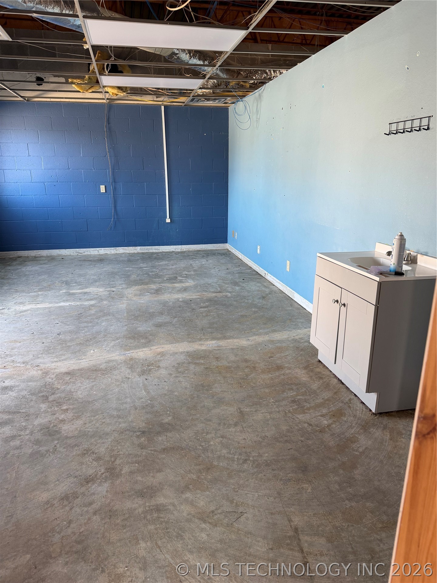 401 S 2nd Street Property Photo 9