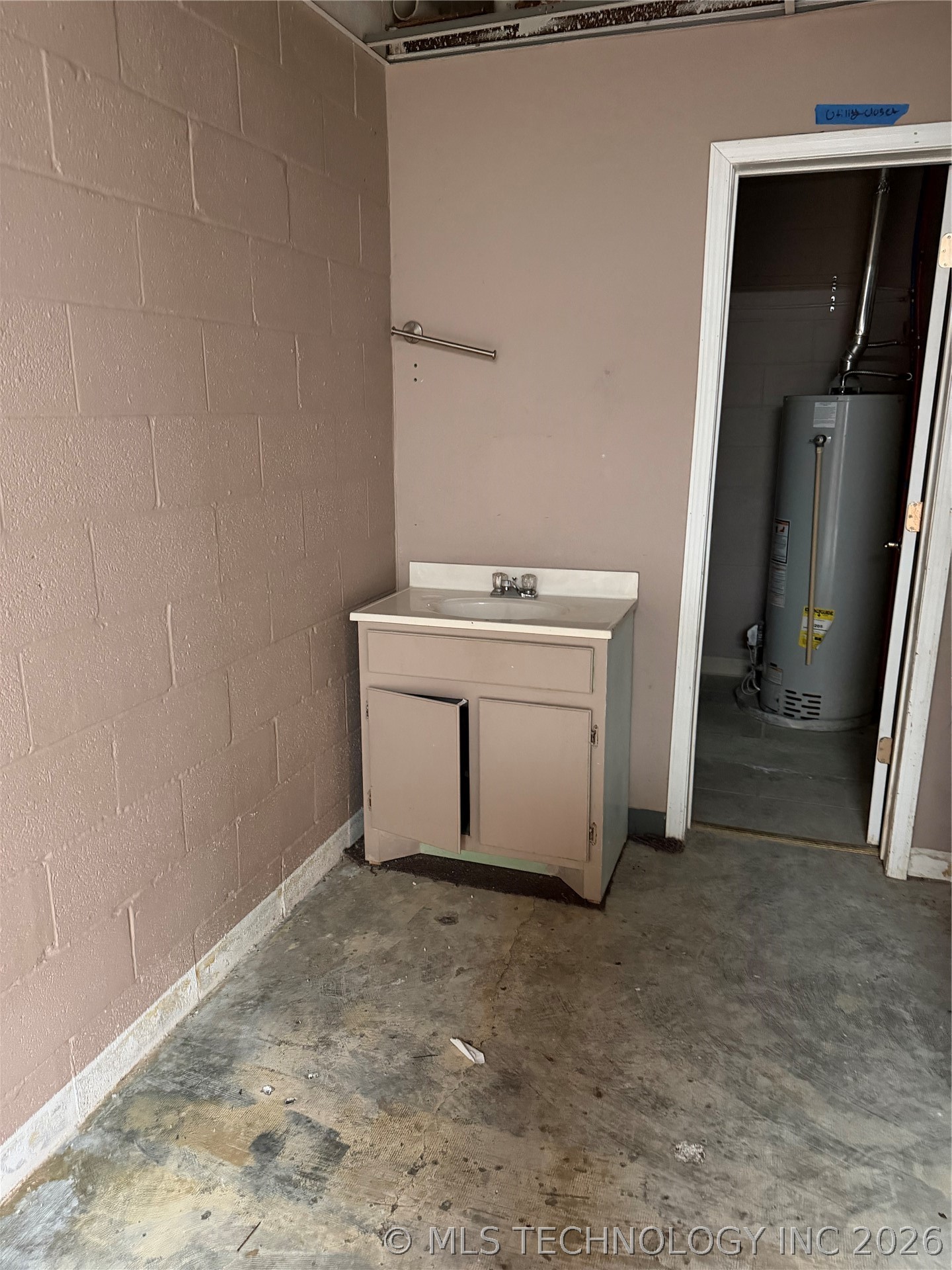 401 S 2nd Street Property Photo 16