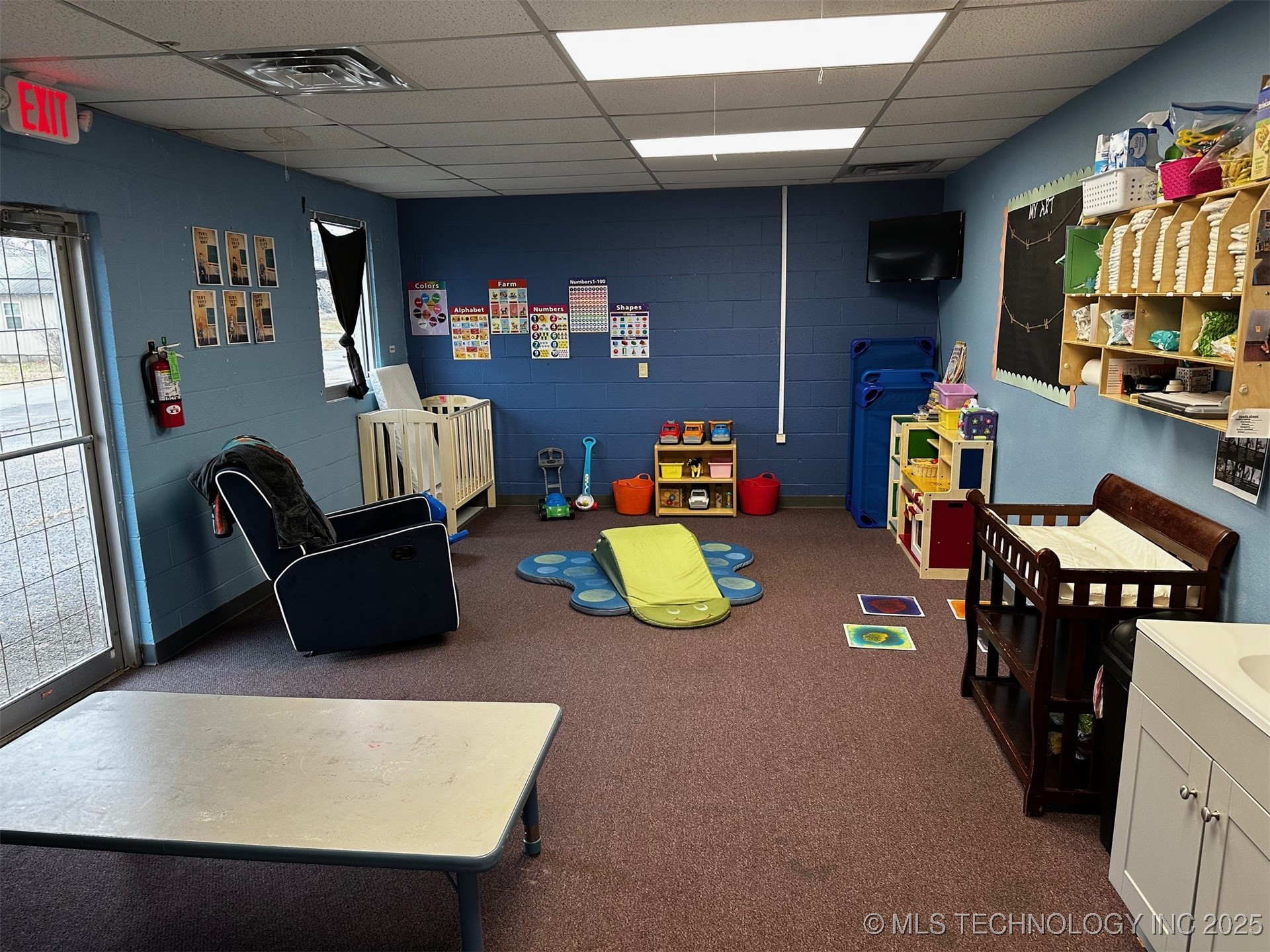 401 S 2nd Street Property Photo 25