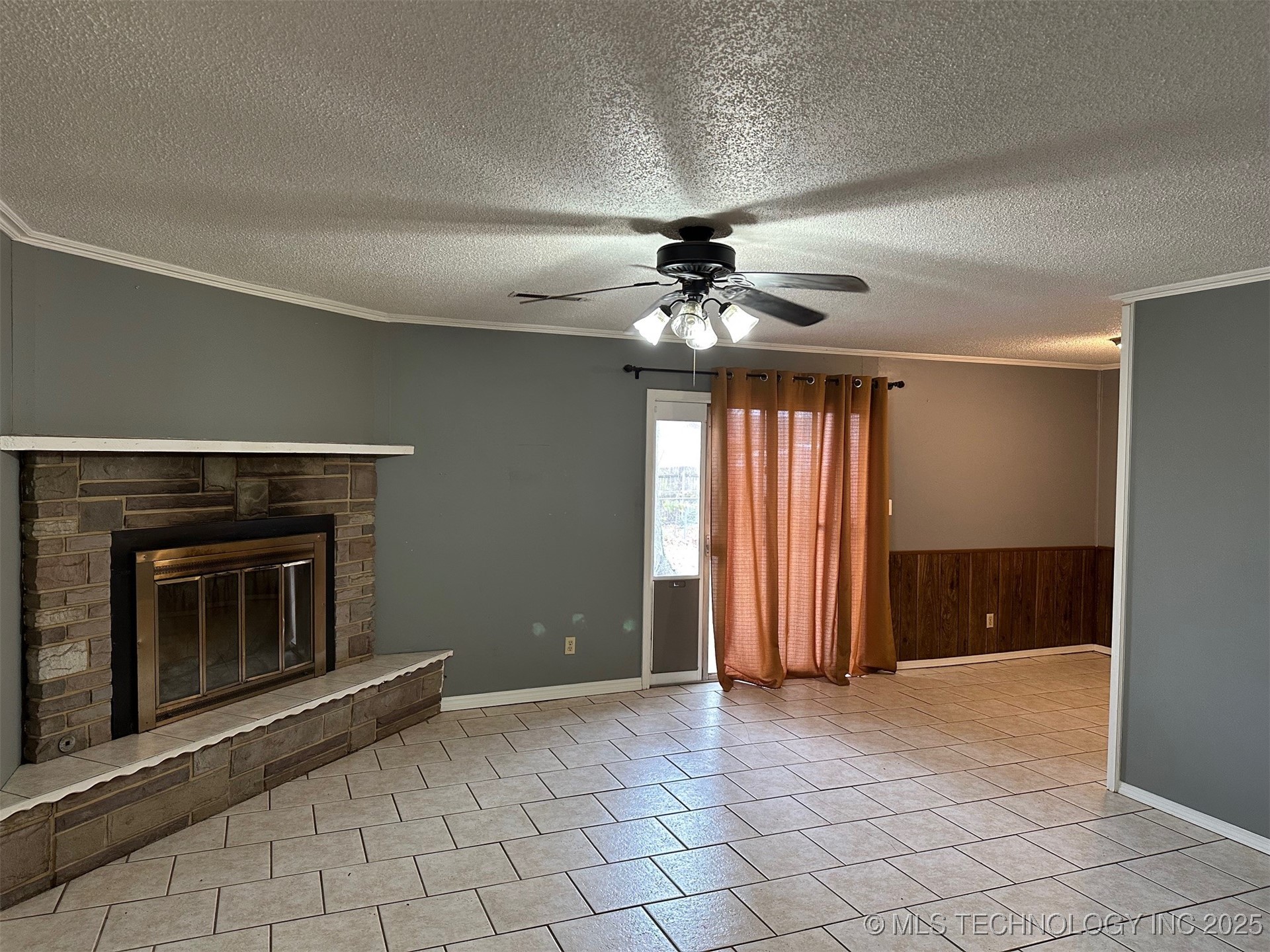 801 N Washington Avenue Property Photo 3