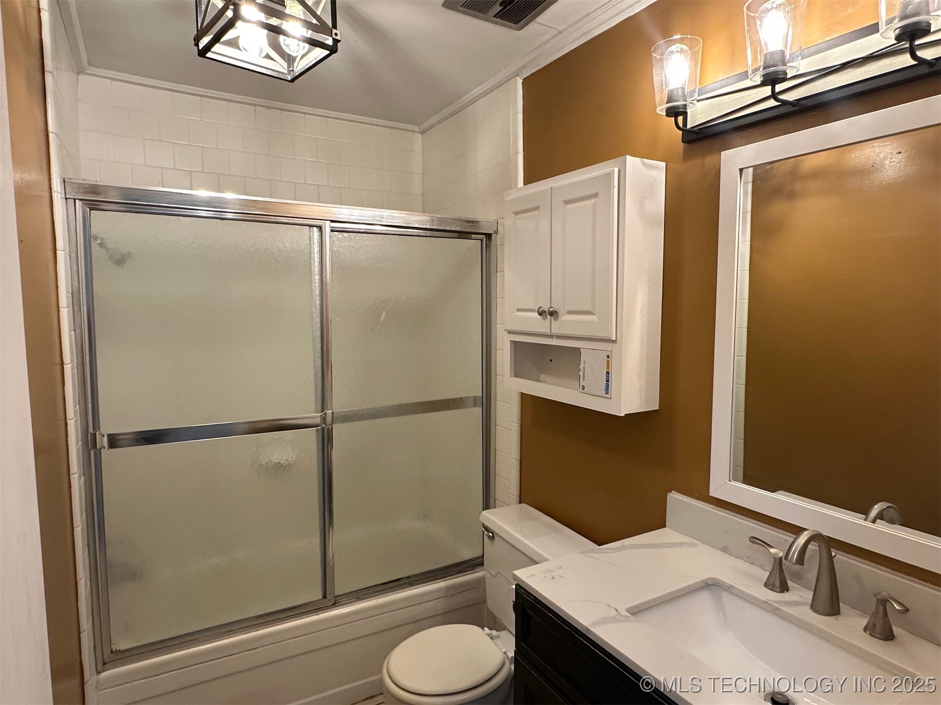 801 N Washington Avenue Property Photo 8