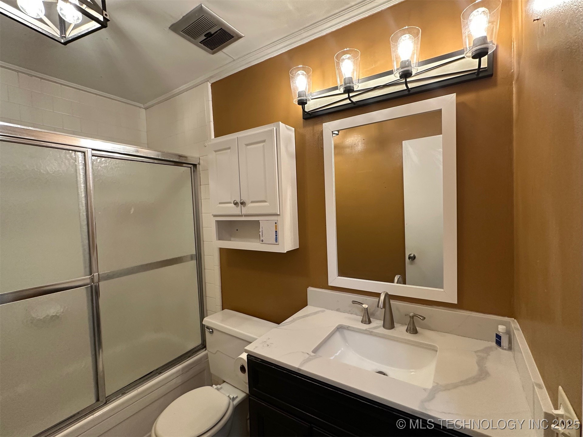 801 N Washington Avenue Property Photo 9