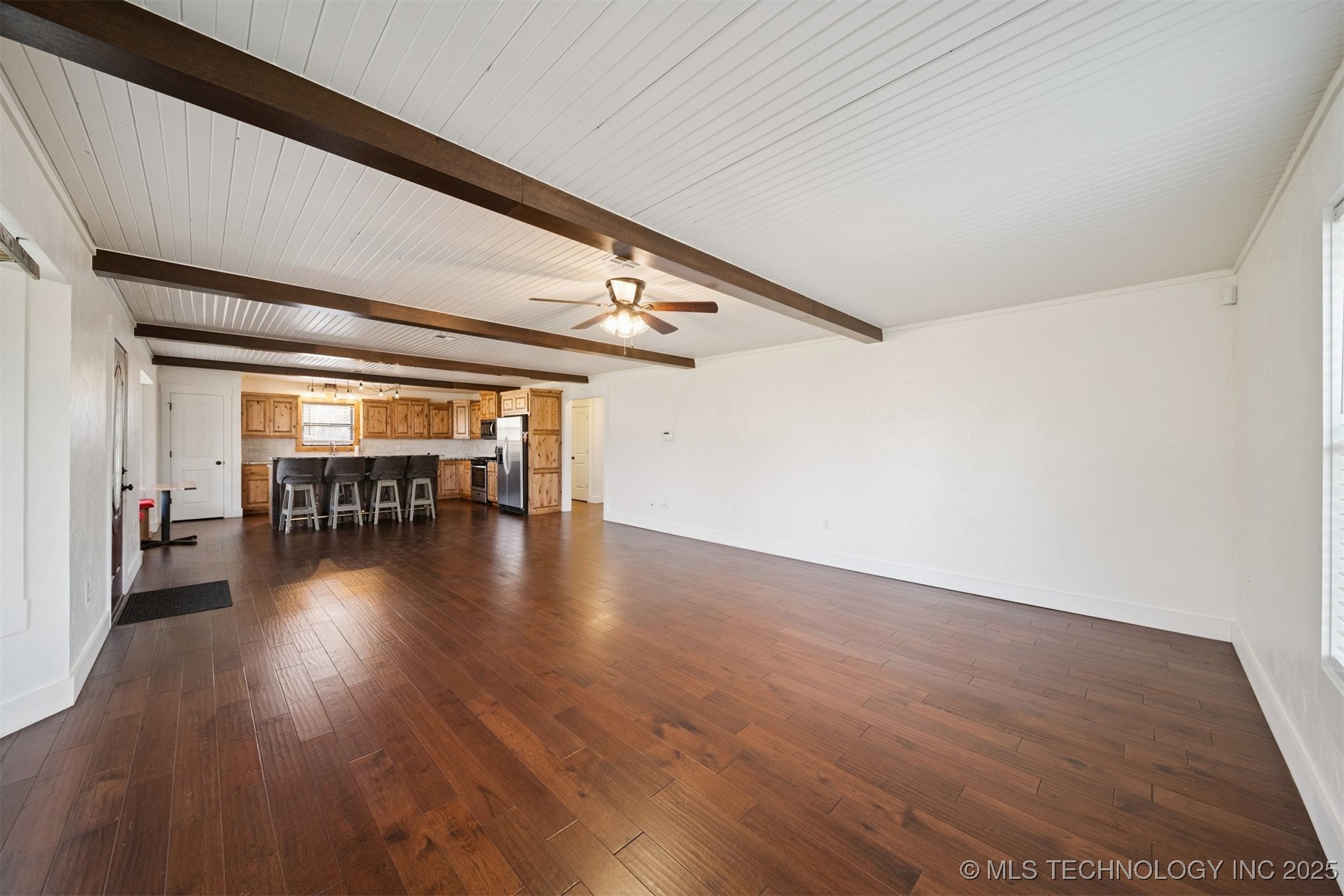 290 E 483 Road Property Photo 9