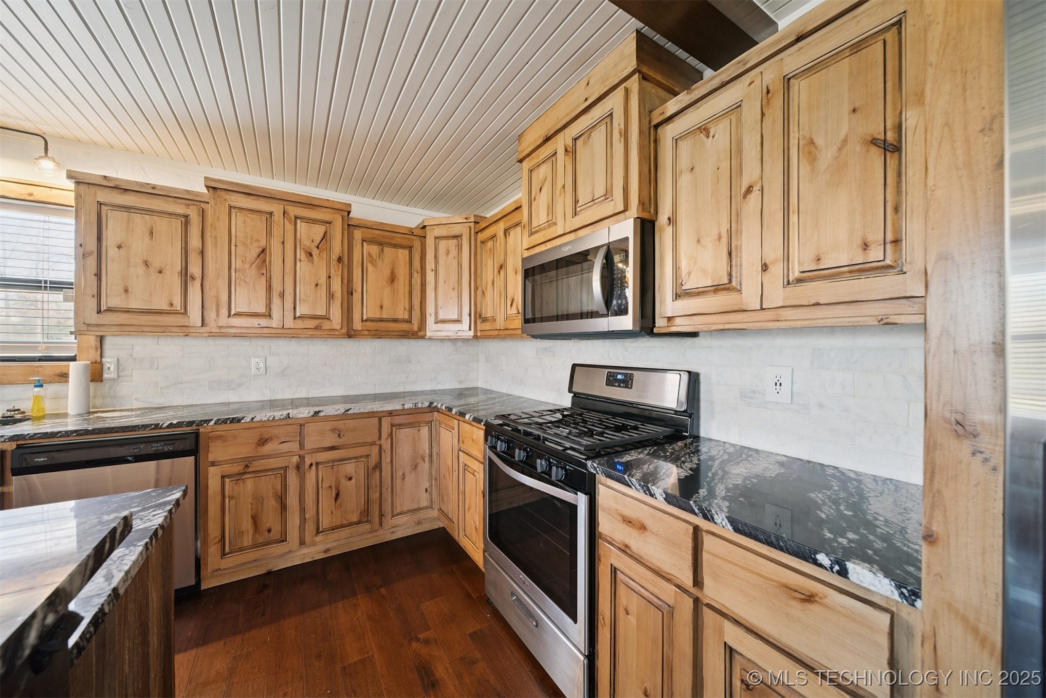 290 E 483 Road Property Photo 15