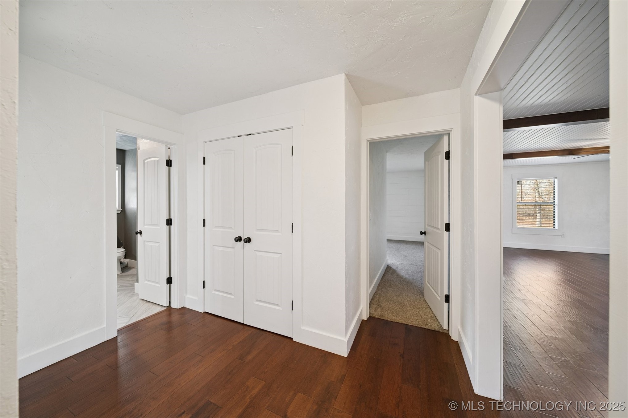 290 E 483 Road Property Photo 24