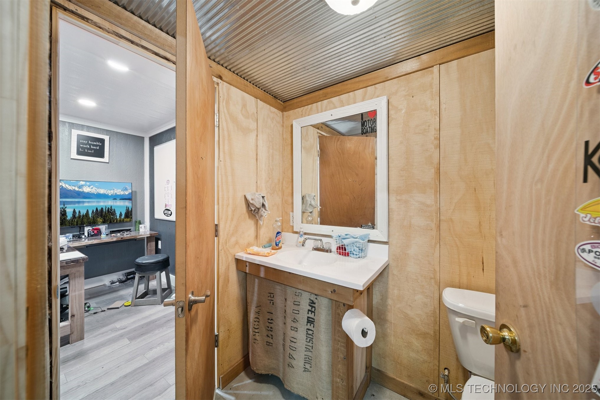 290 E 483 Road Property Photo 38