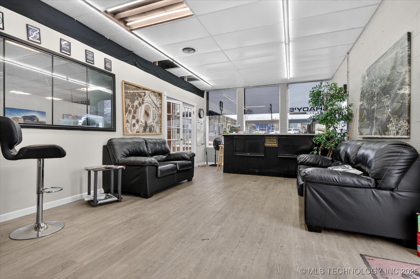 218 S Comanche Avenue Property Photo 3