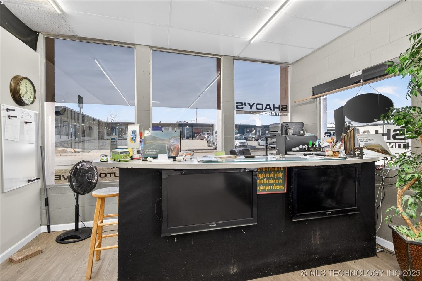 218 S Comanche Avenue Property Photo 5