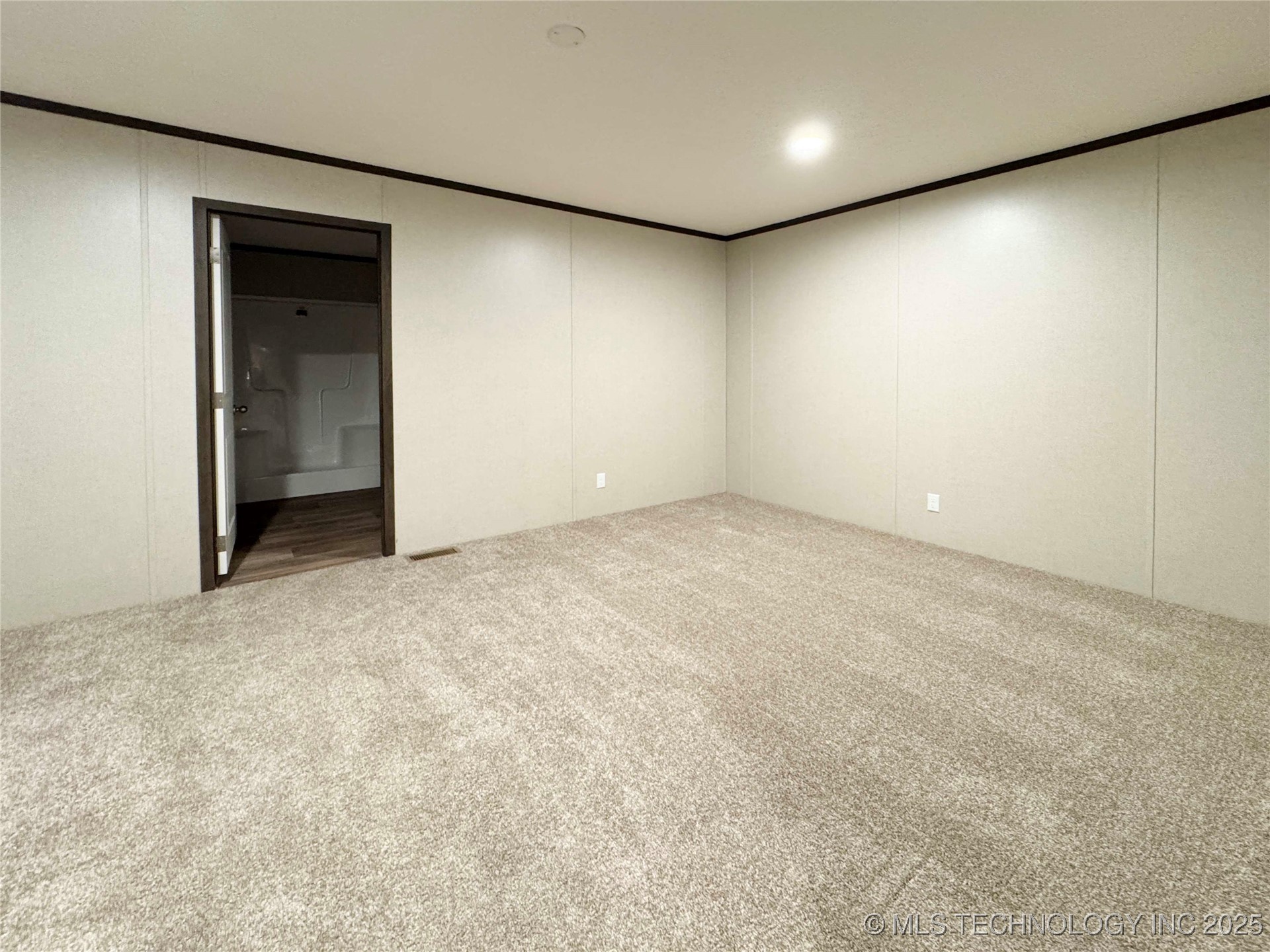 840151 S 3450 Road Property Photo 6