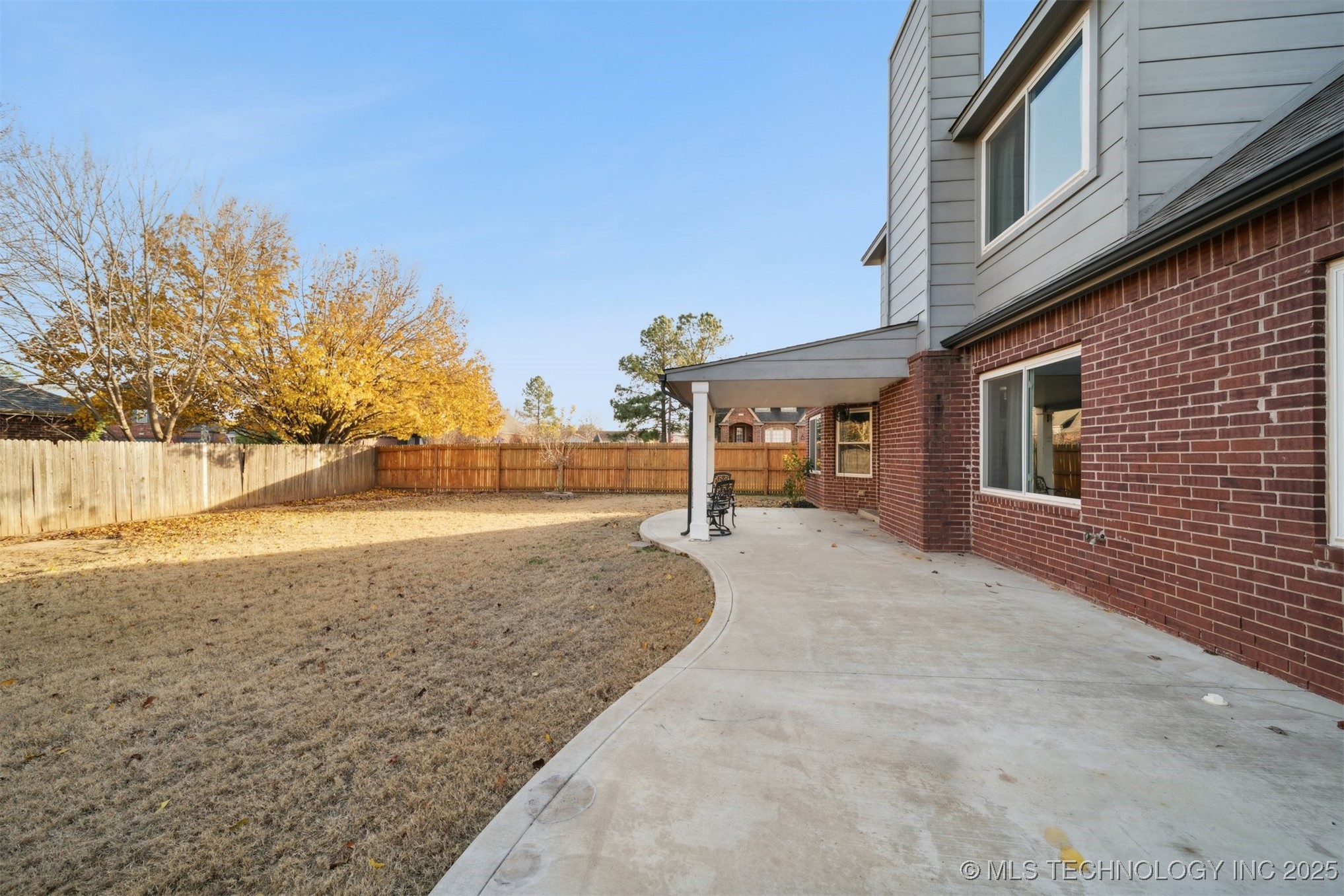 4213 S Redwood Avenue Property Photo 35