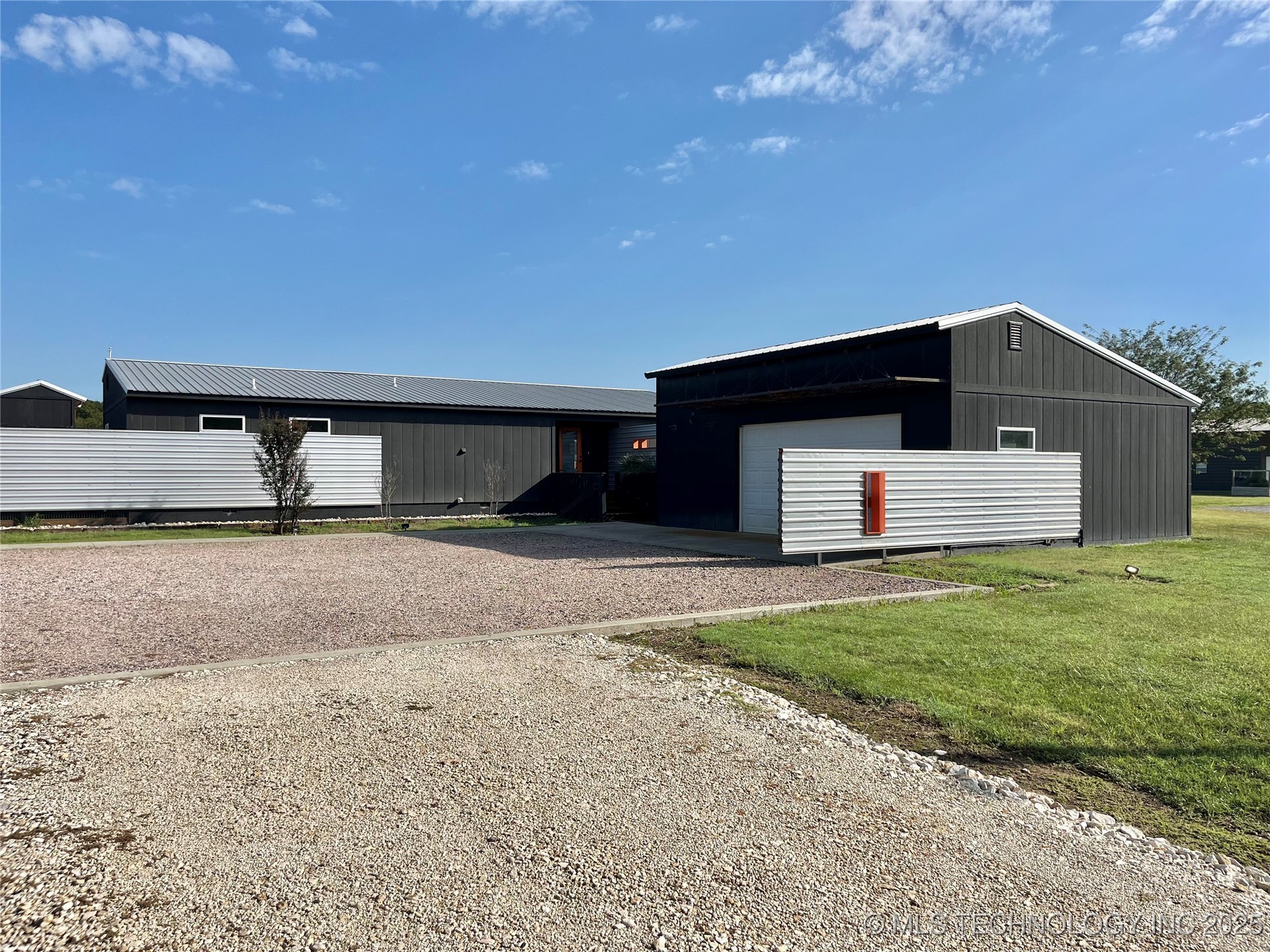 6711 Bobbie Little Drive Property Photo 1