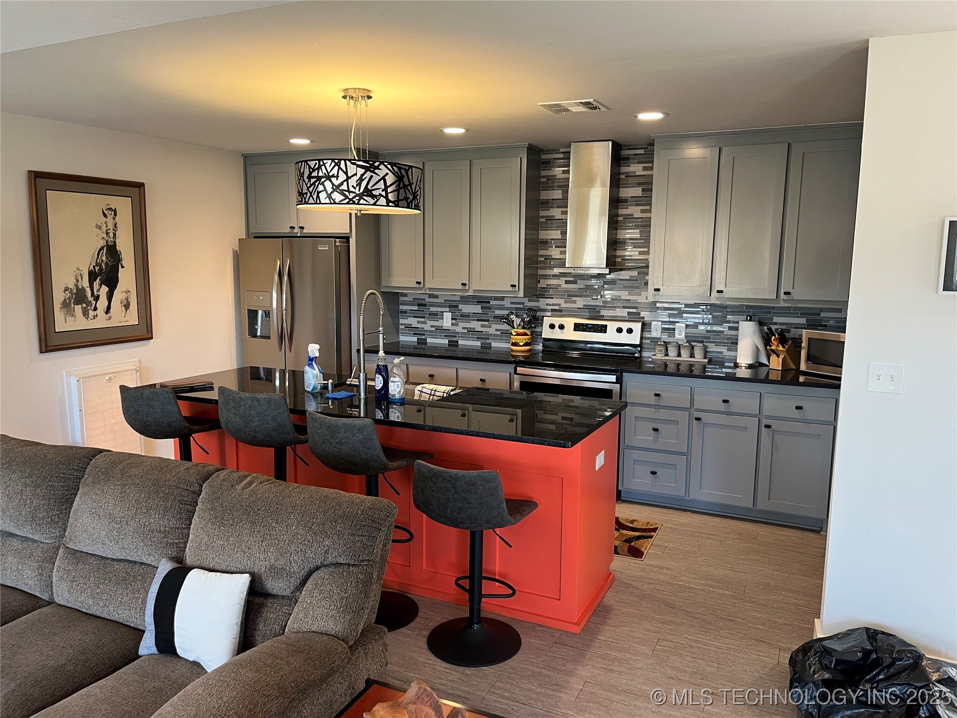 6711 Bobbie Little Drive Property Photo 3