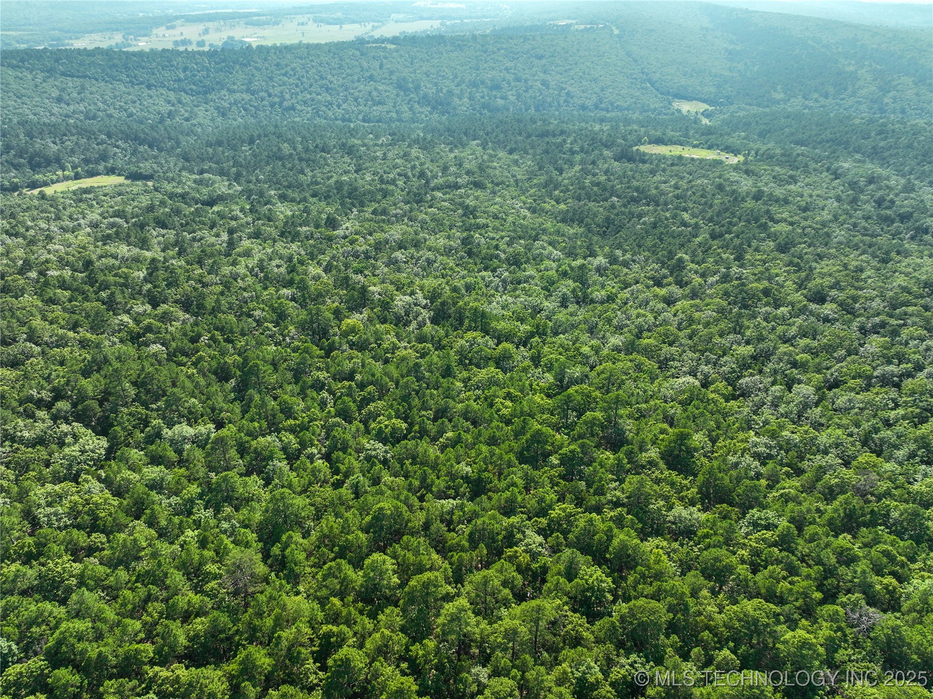 2549423 Property Photo 2