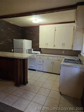 33358 E 700 Road Property Photo 3