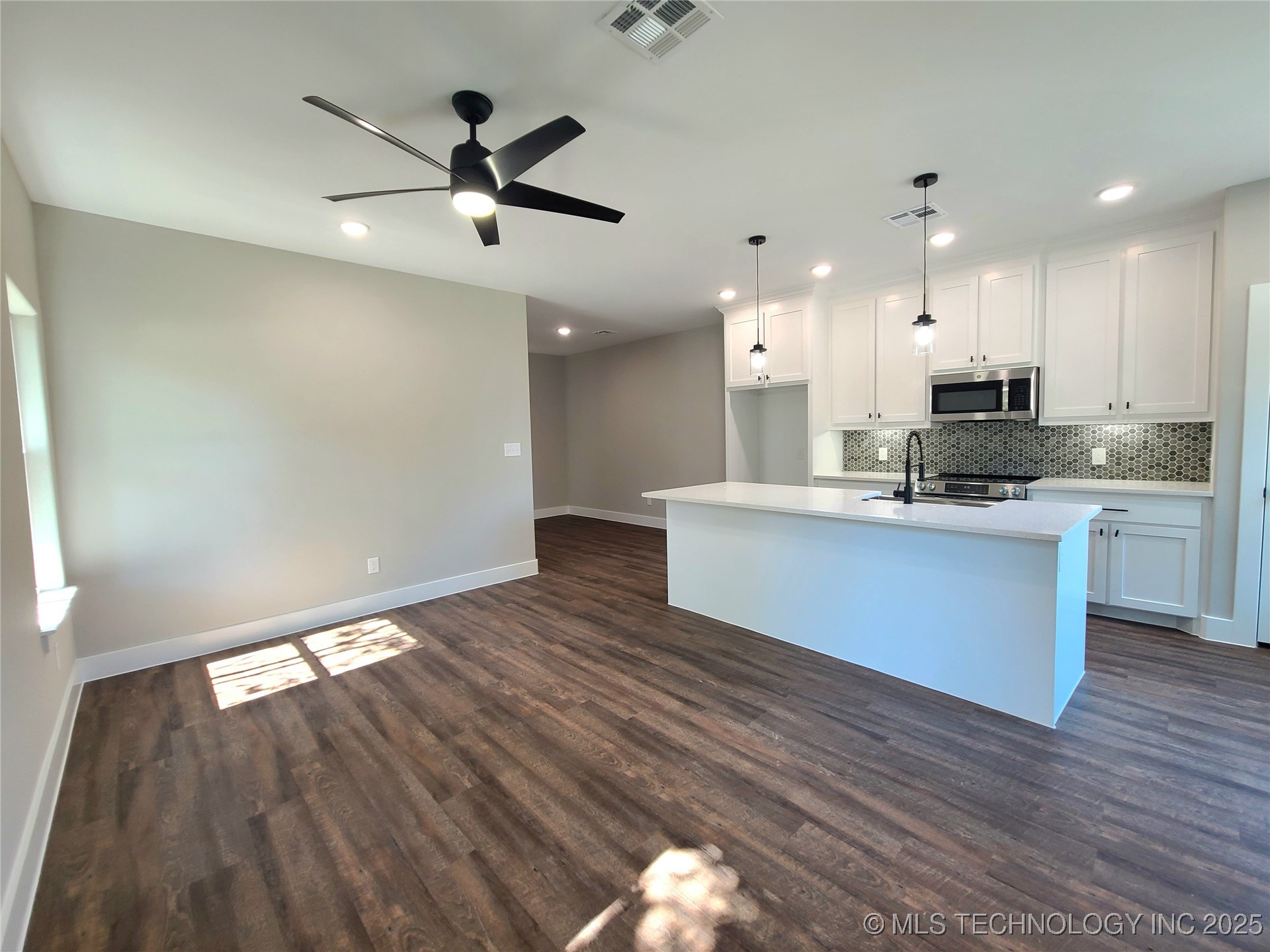 513 Ne 5th Avenue Property Photo 6