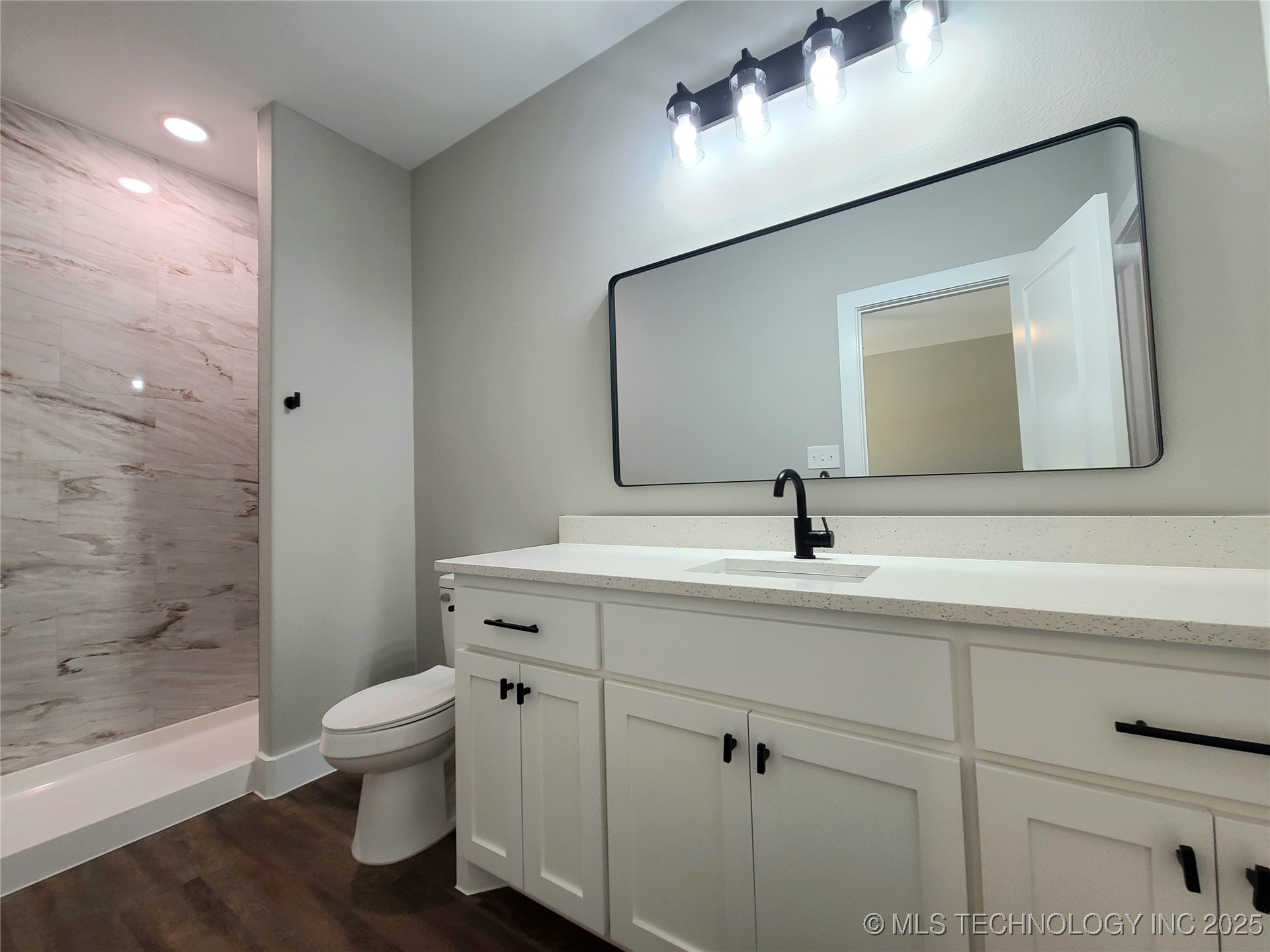 513 Ne 5th Avenue Property Photo 10