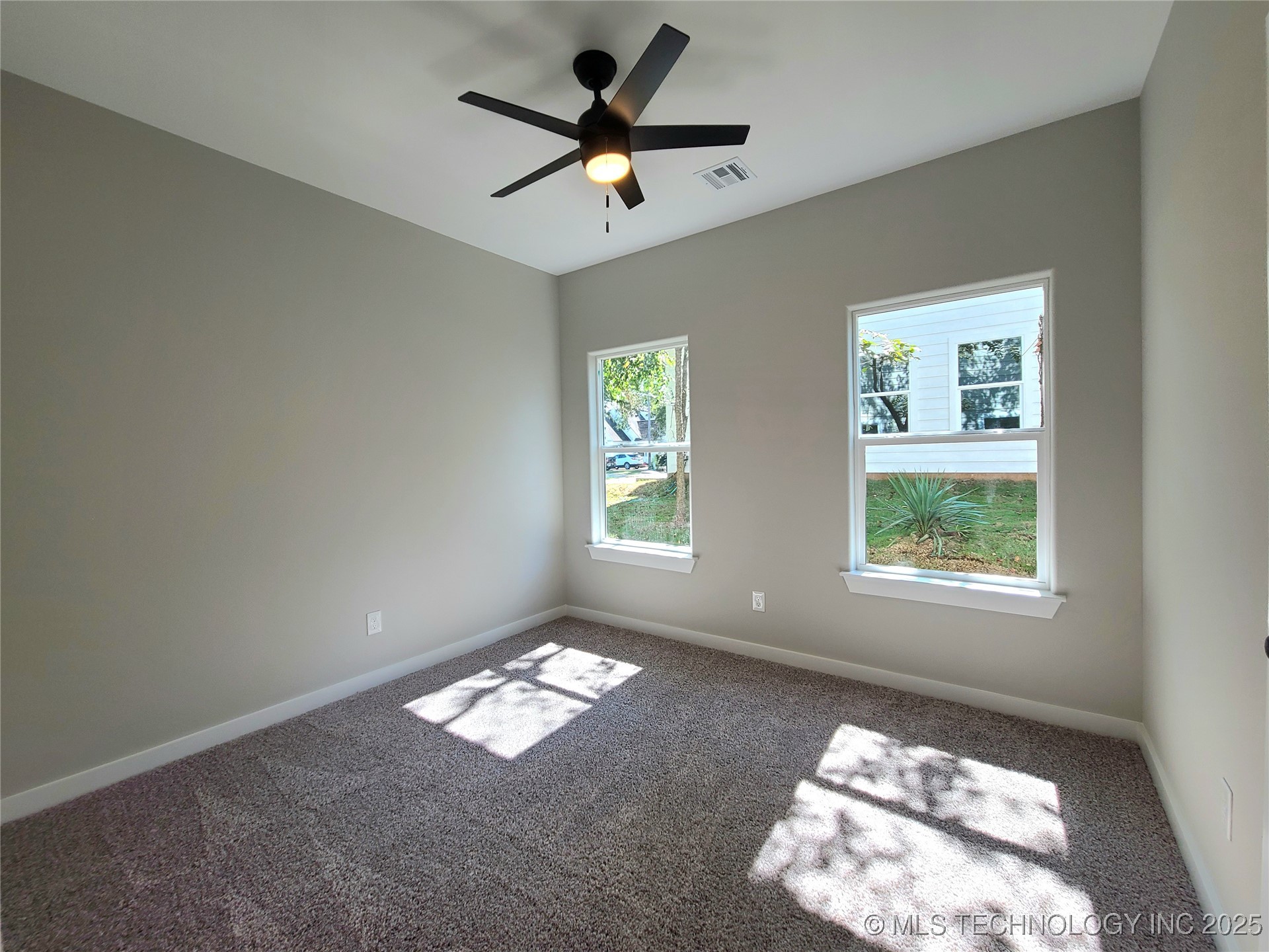 513 Ne 5th Avenue Property Photo 16