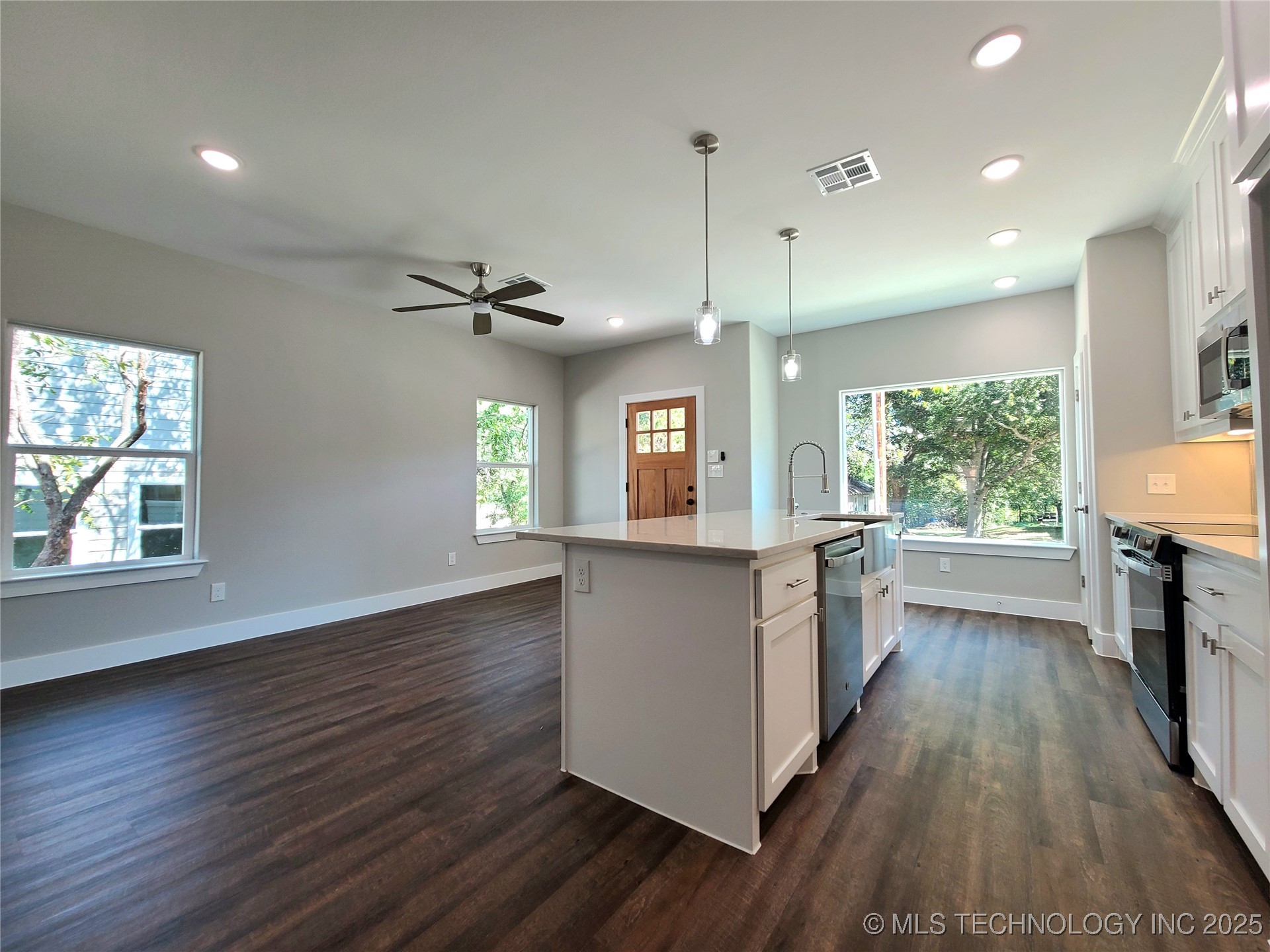 507 Ne 5th Avenue Property Photo 8