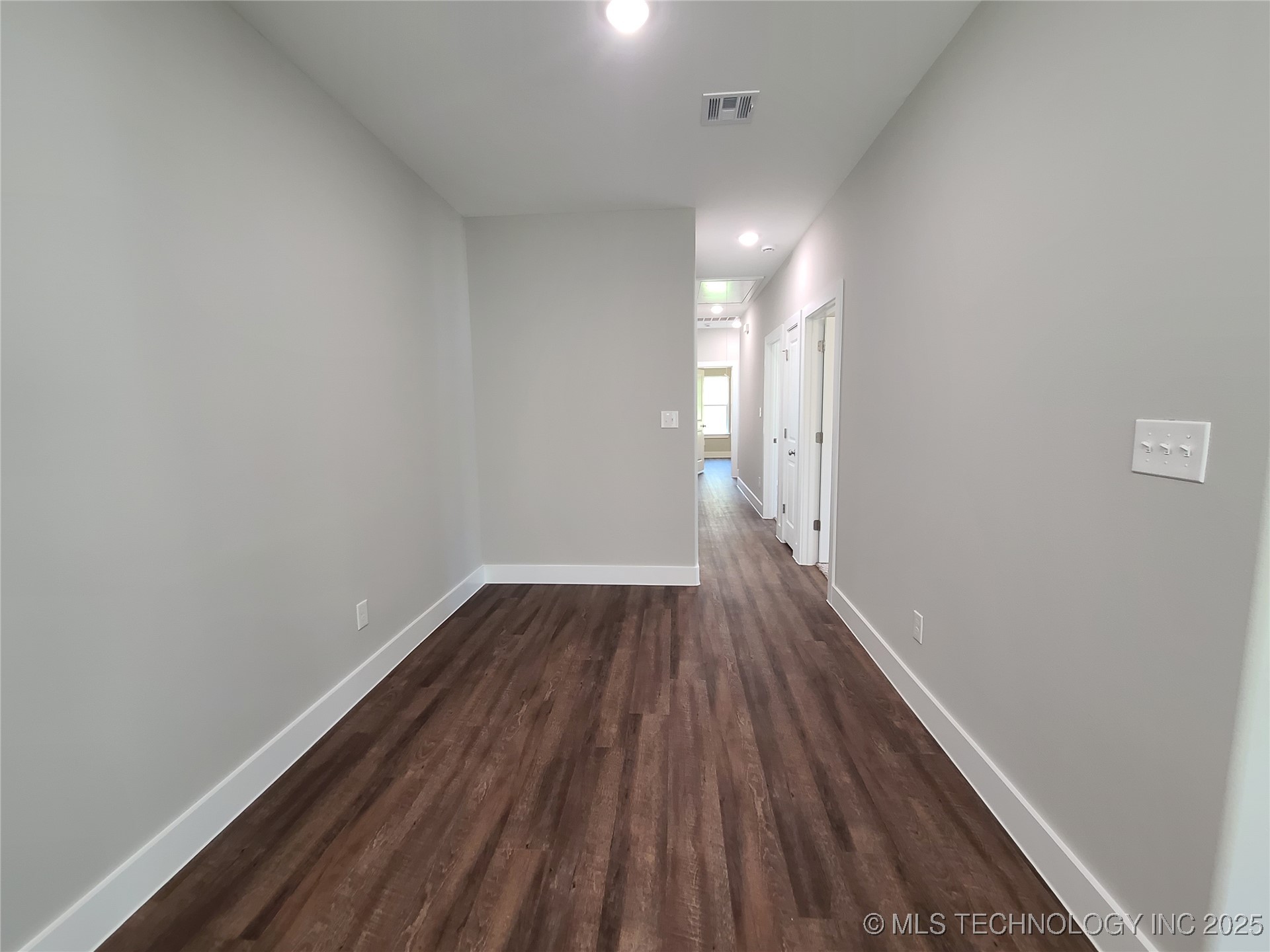 507 Ne 5th Avenue Property Photo 9