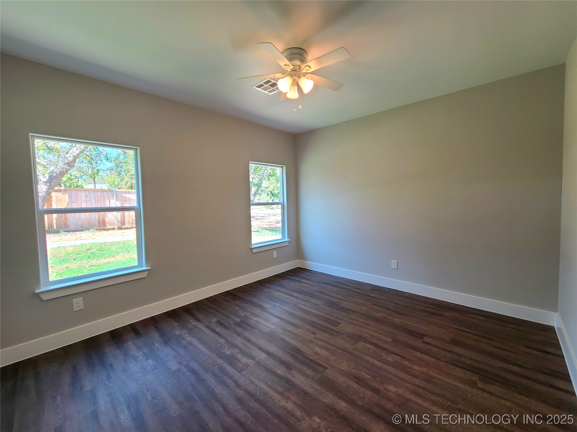 507 Ne 5th Avenue Property Photo 14