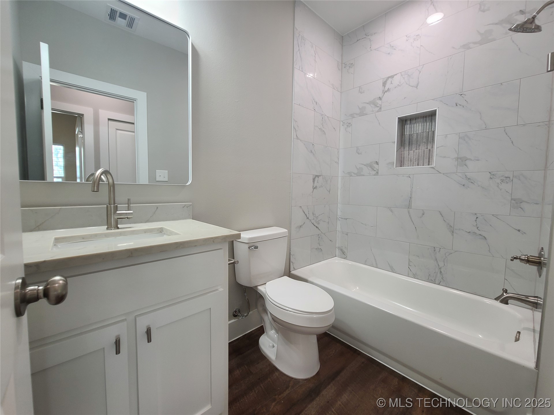 507 Ne 5th Avenue Property Photo 16