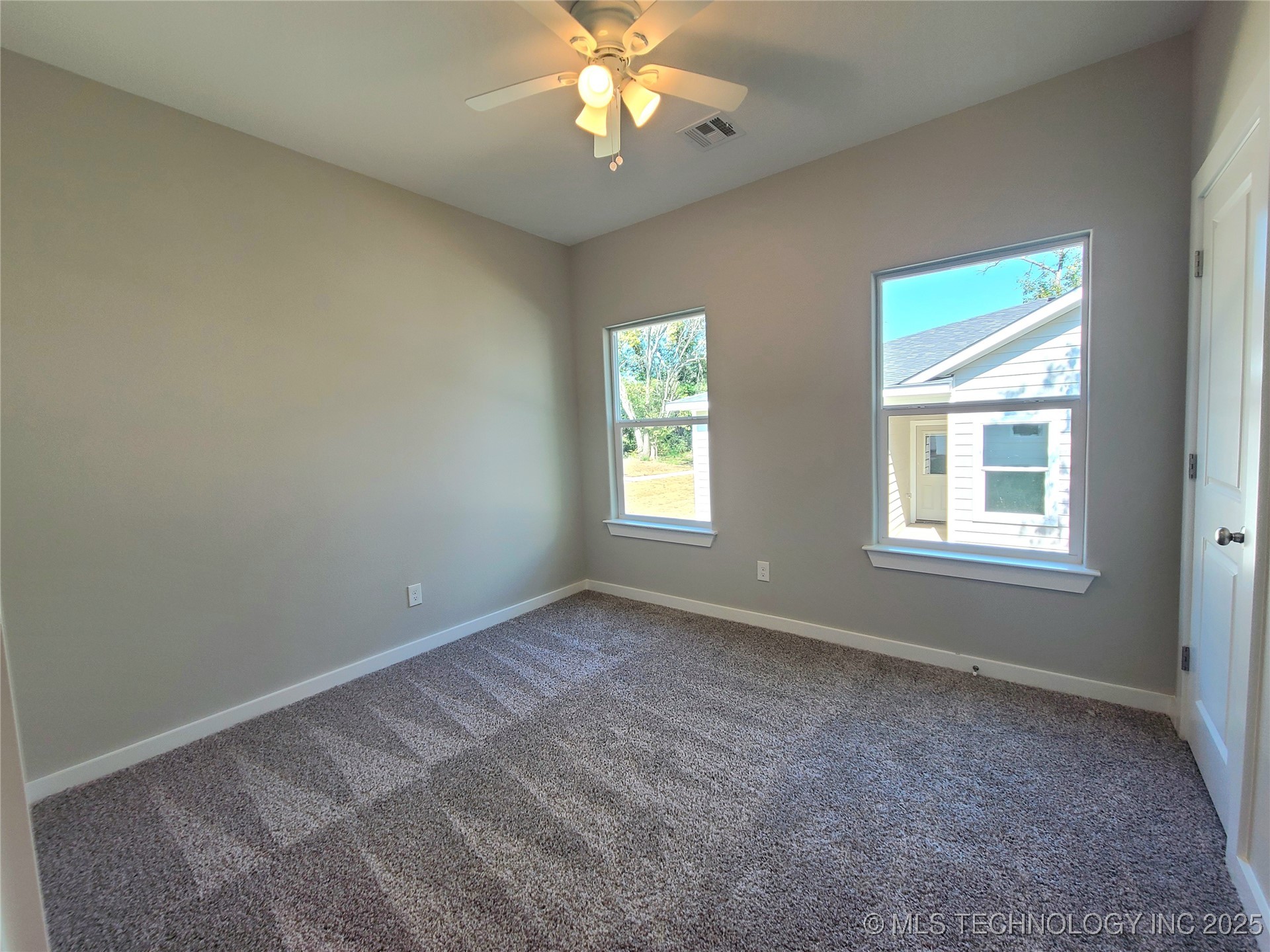 507 Ne 5th Avenue Property Photo 18