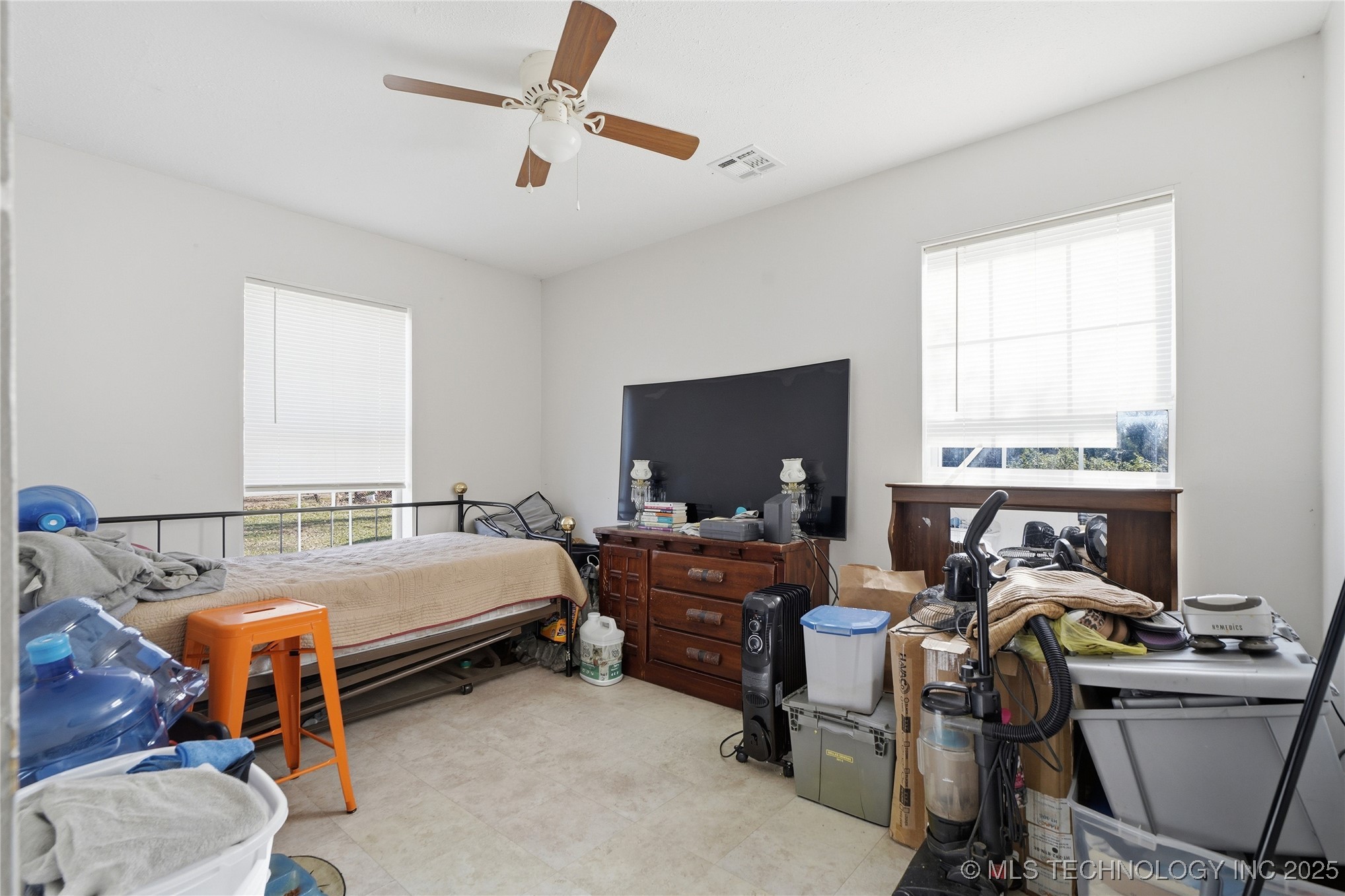 2513 N Norwood Place Property Photo 14