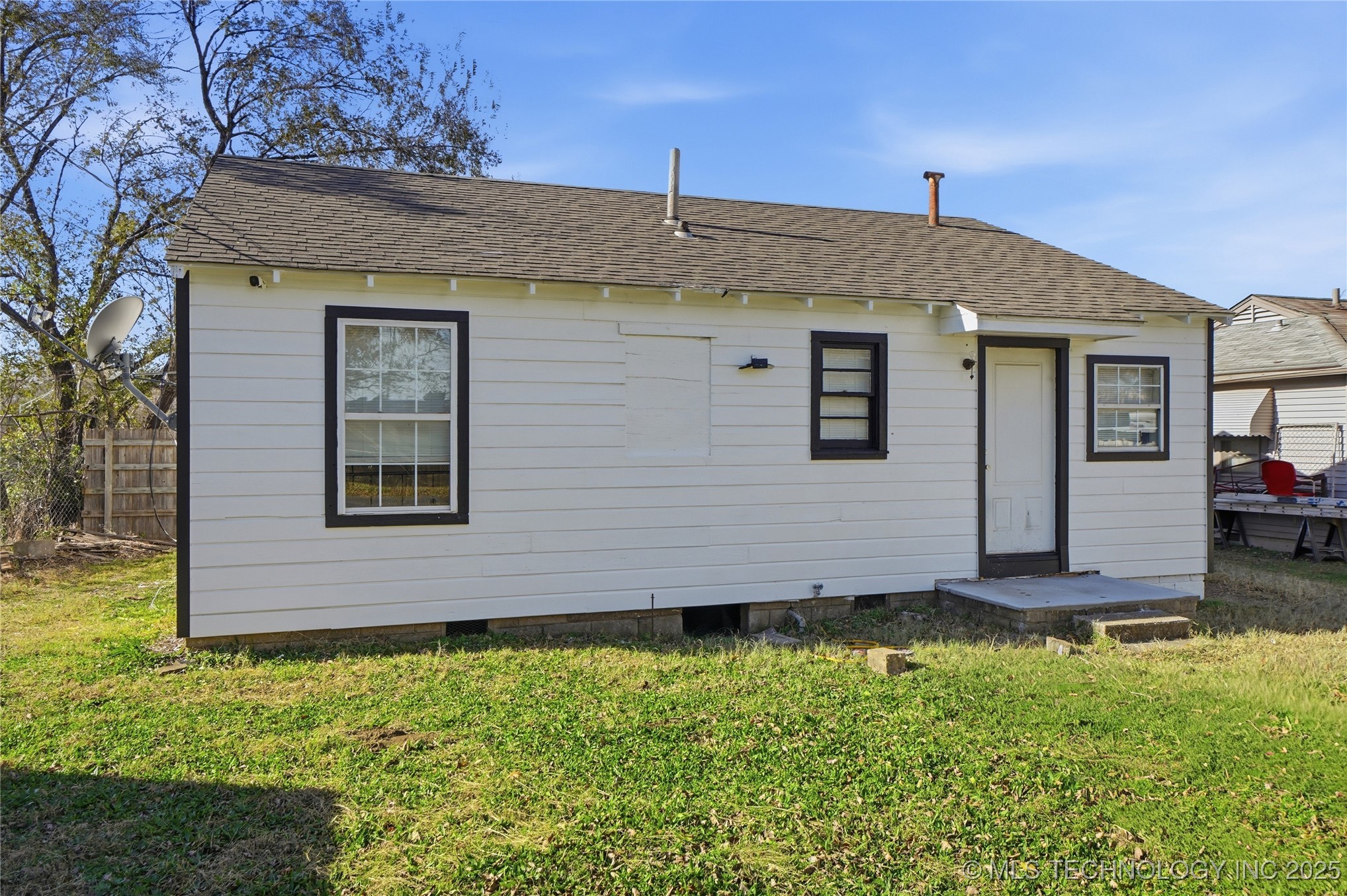 2513 N Norwood Place Property Photo 19