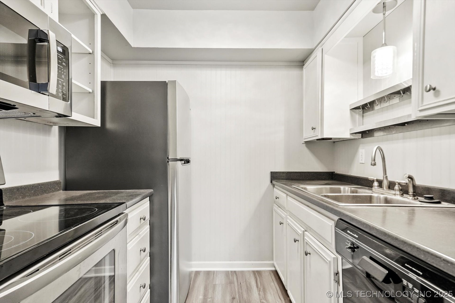 6 E 22nd Street B110 Property Photo 11