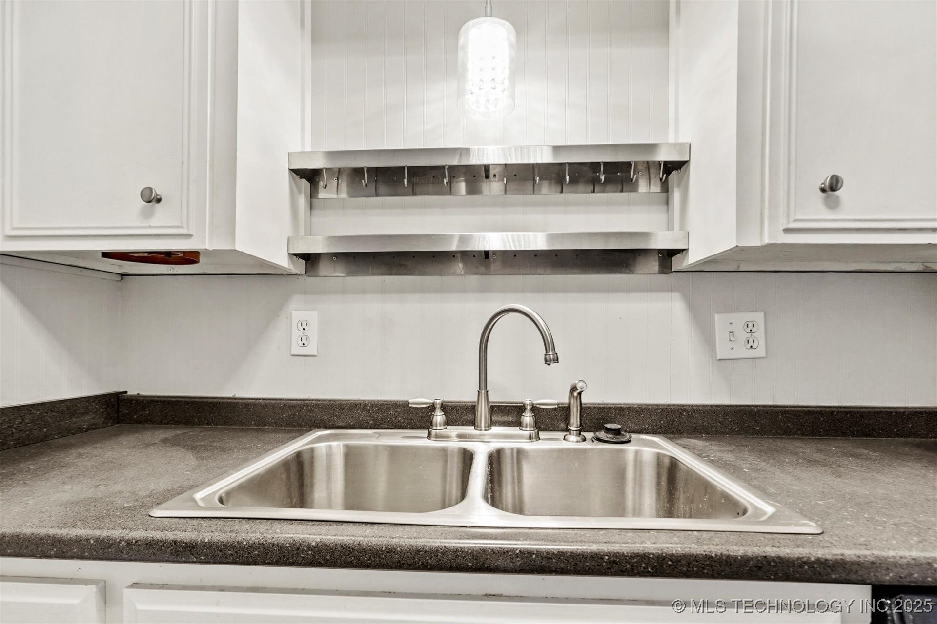 6 E 22nd Street B110 Property Photo 13