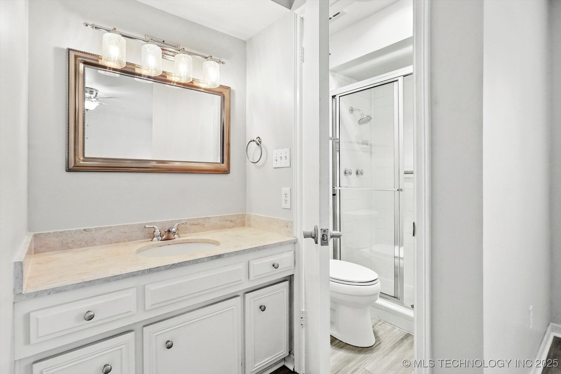 6 E 22nd Street B110 Property Photo 18