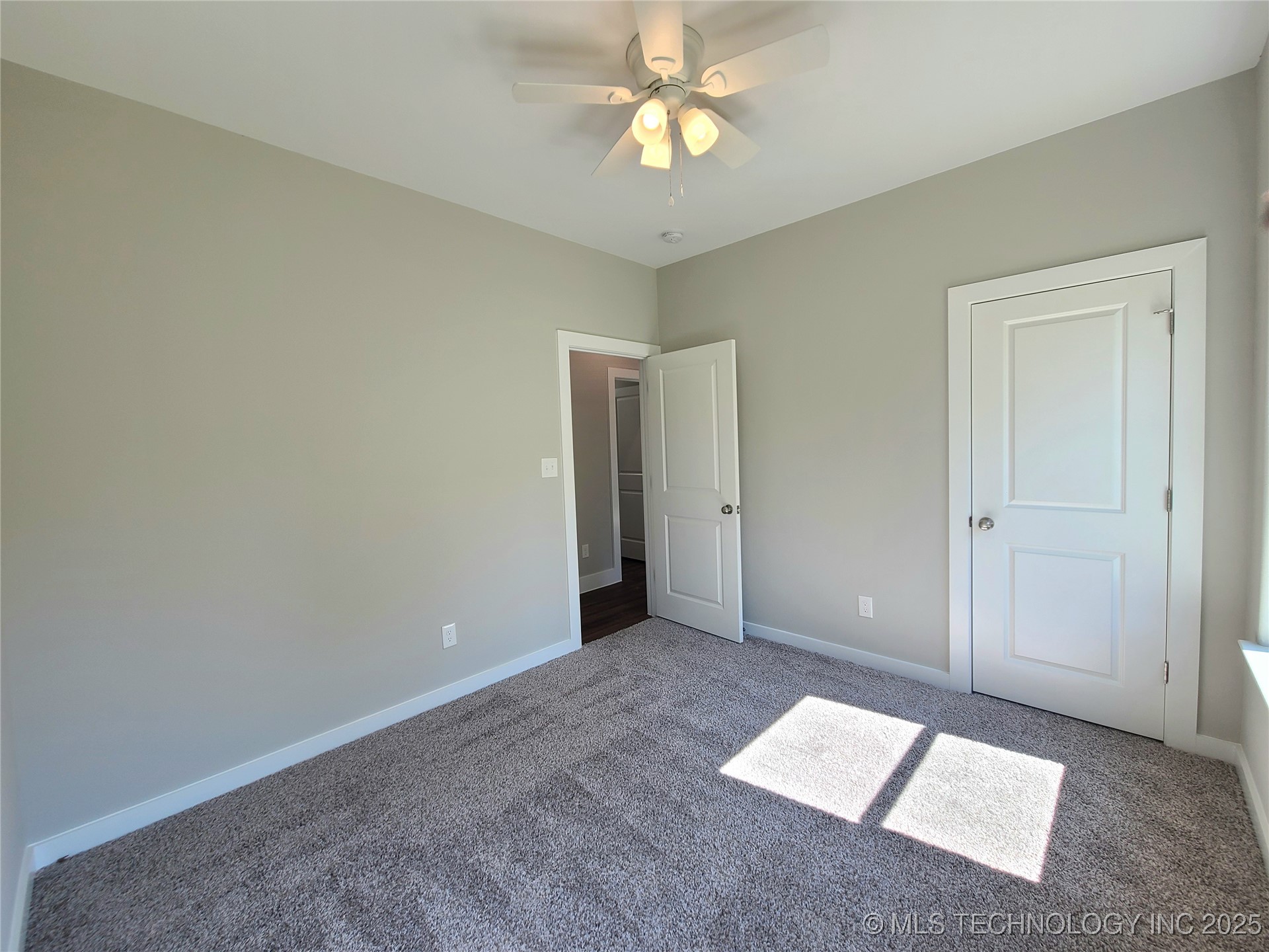 509 Ne 5th Avenue Property Photo 15