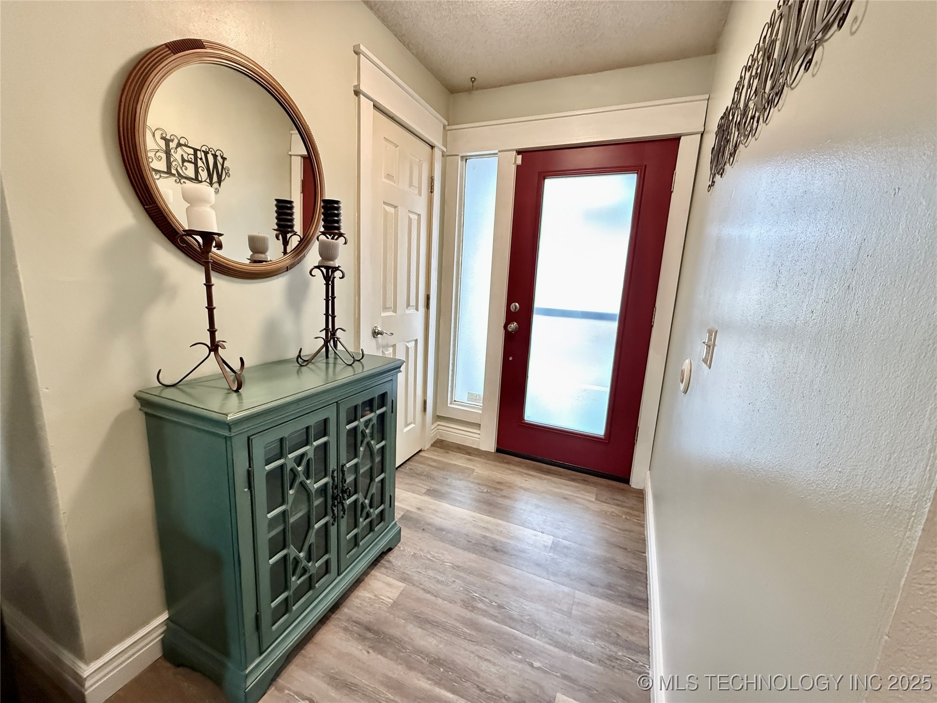 443 Shadow Lane Property Photo 4