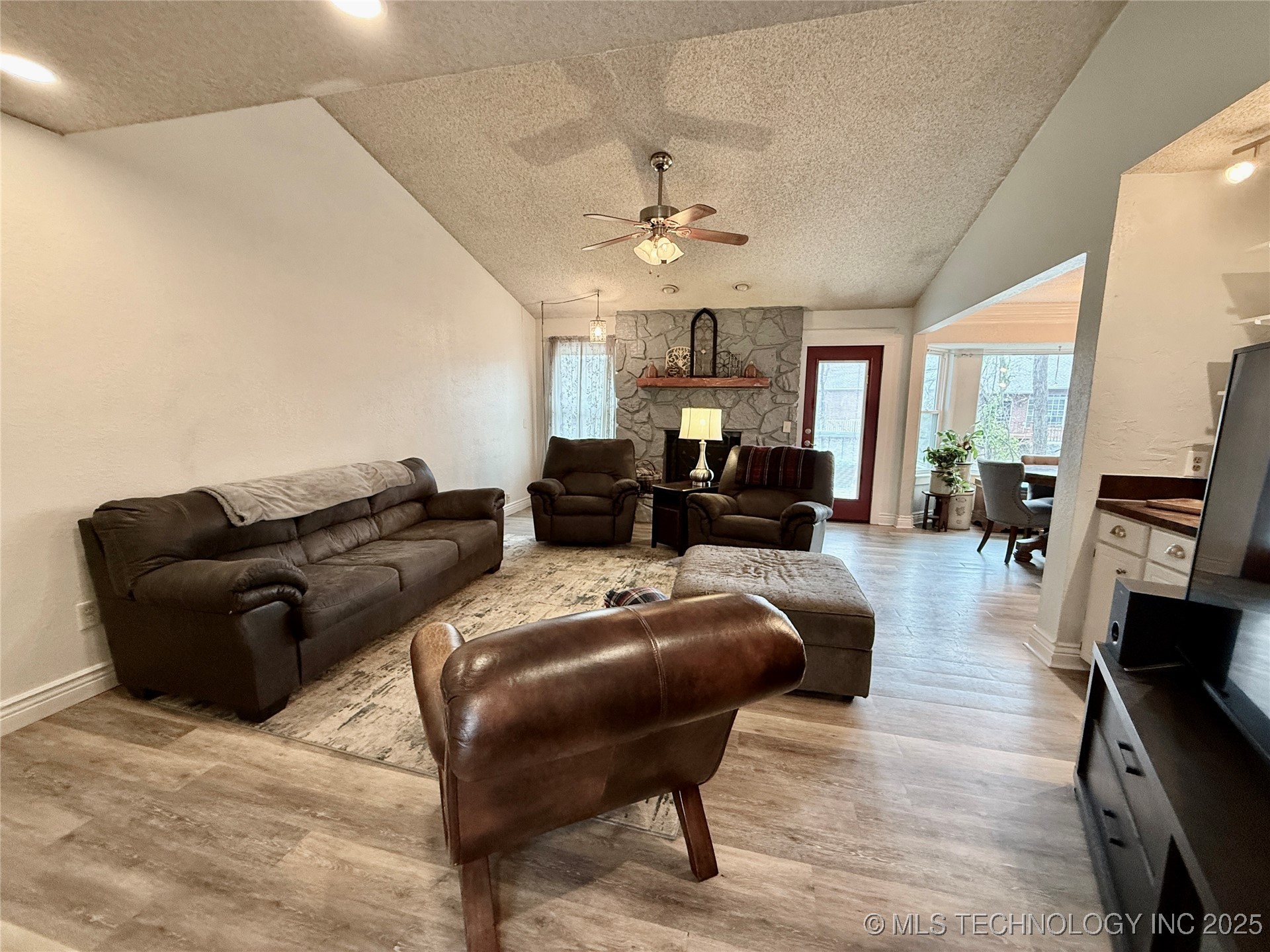 443 Shadow Lane Property Photo 5