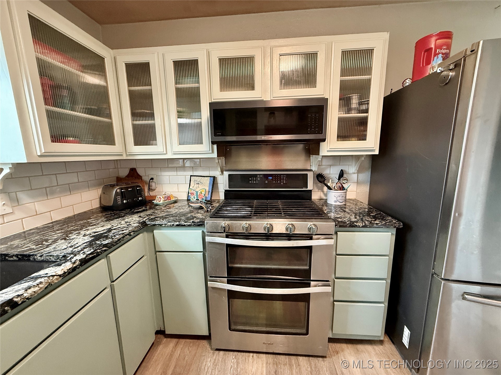 443 Shadow Lane Property Photo 12