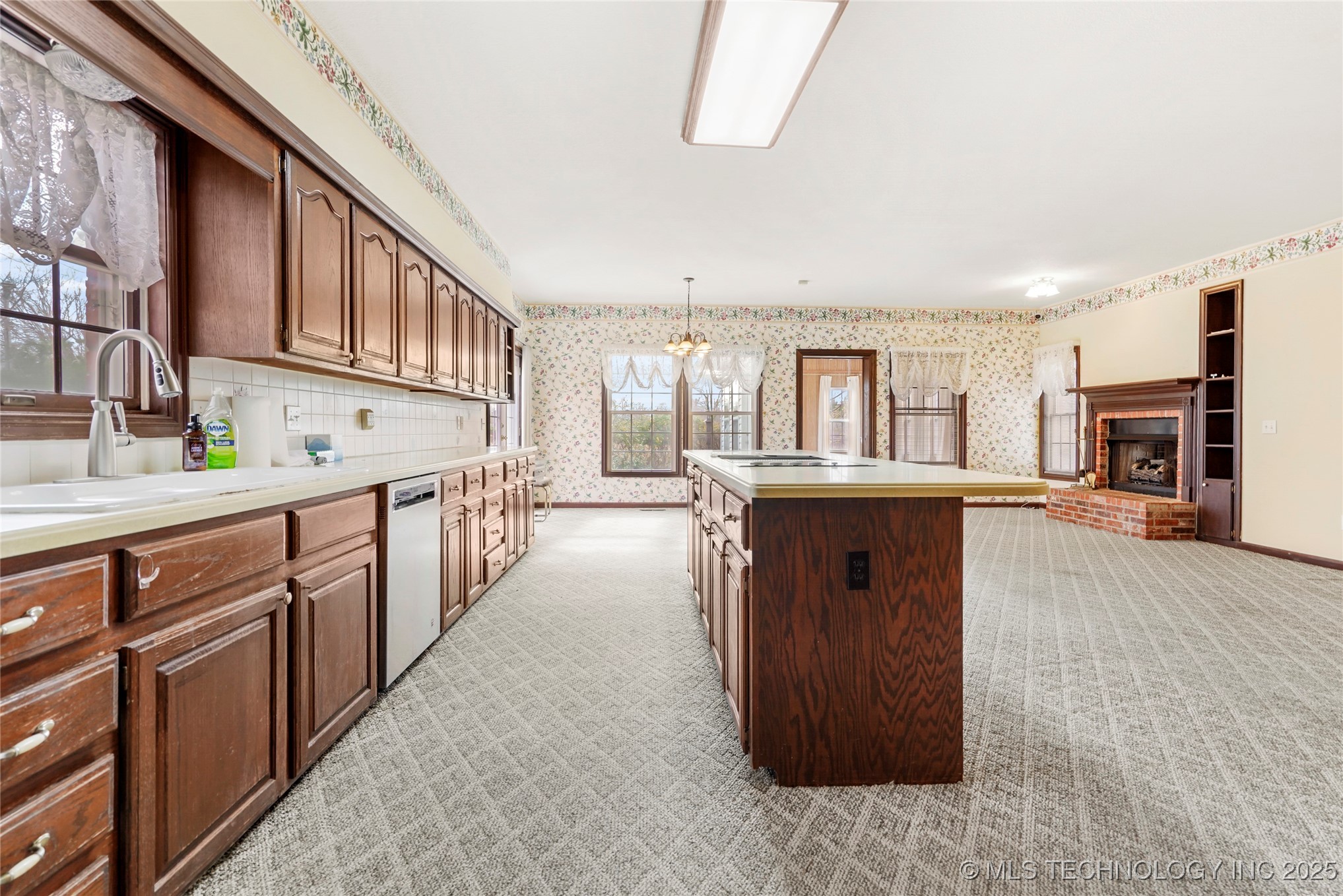 780 W 121st Street S Property Photo 14