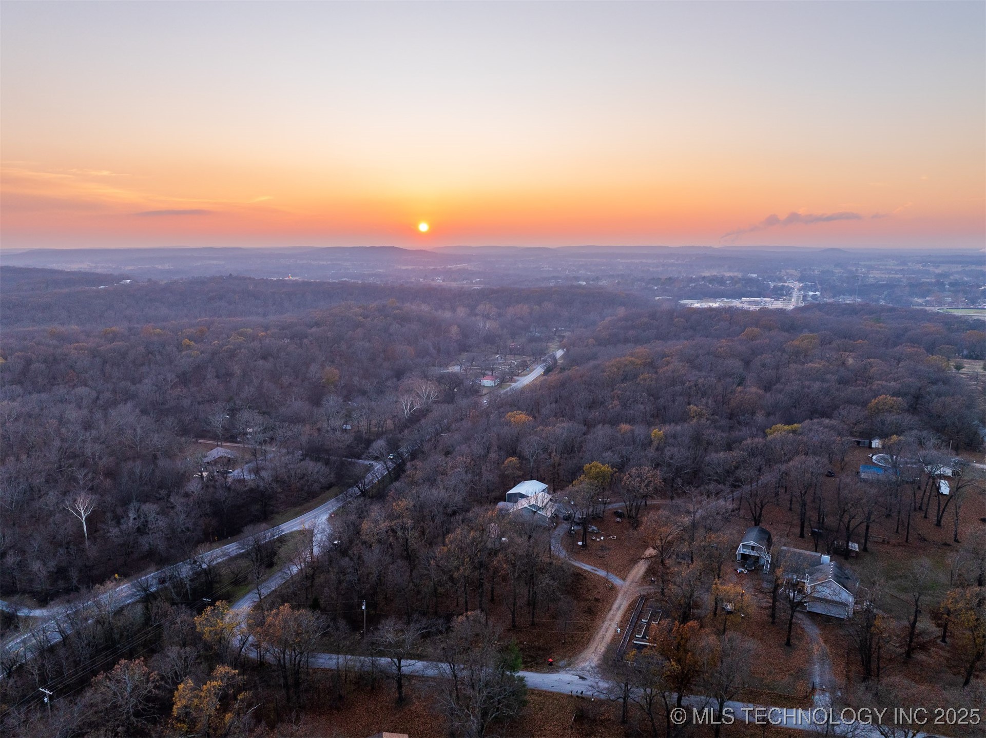 6594 E 563 Road Property Photo 14