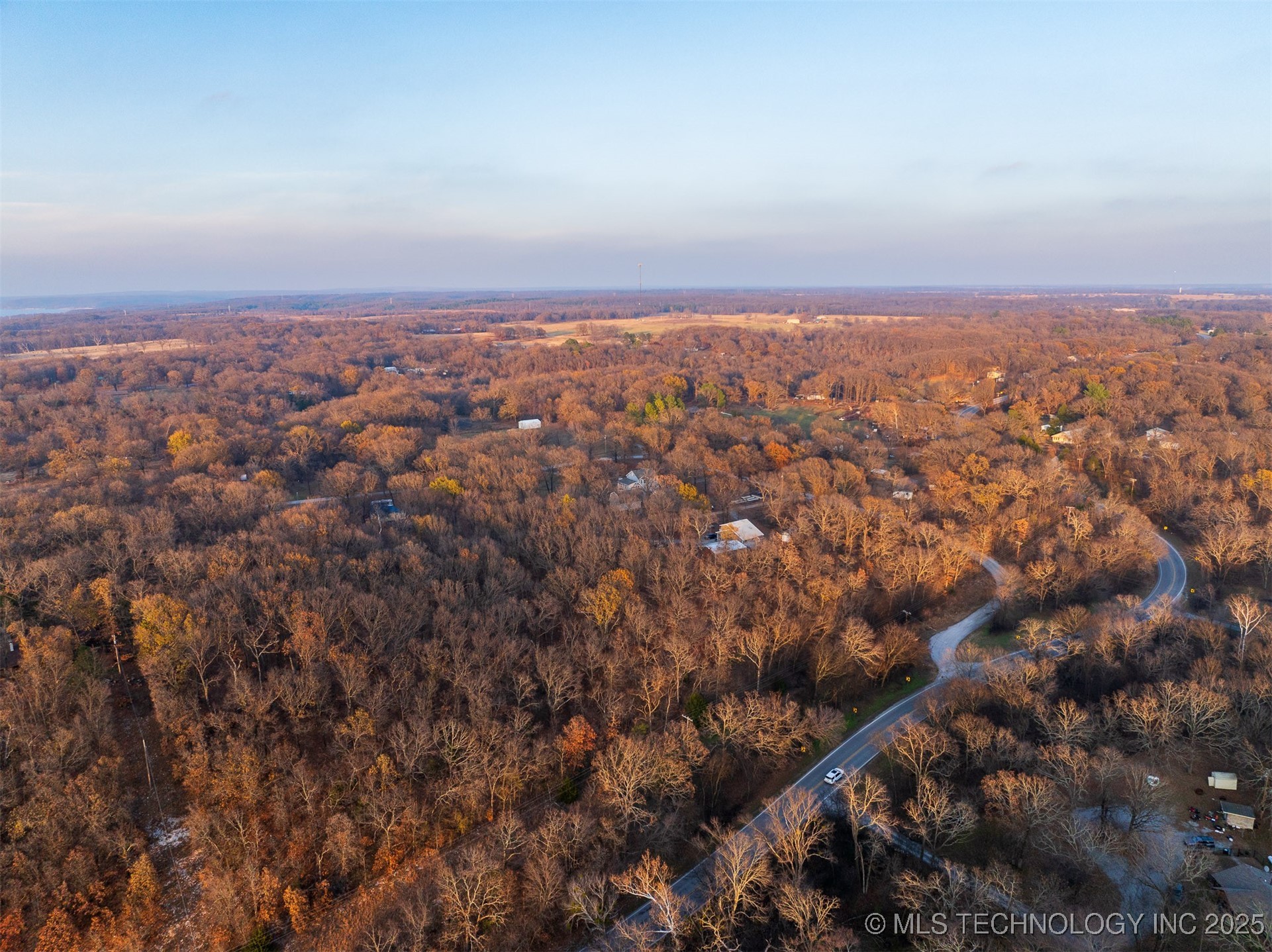 6594 E 563 Road Property Photo 27