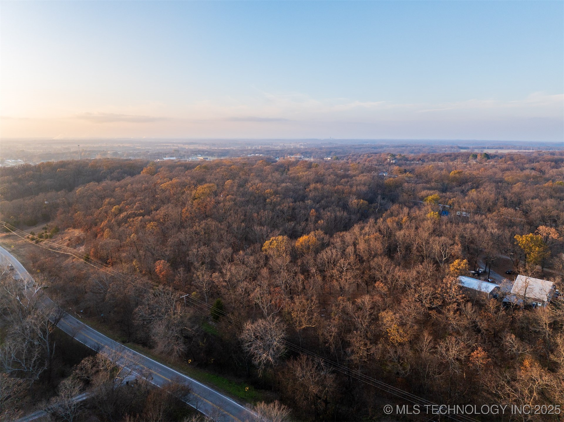 6594 E 563 Road Property Photo 32